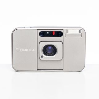 Fujifilm Cardia mini Tiara (原裝手繩, 送1粒CR2) | Analog Fever 全港最平菲林，菲林相機