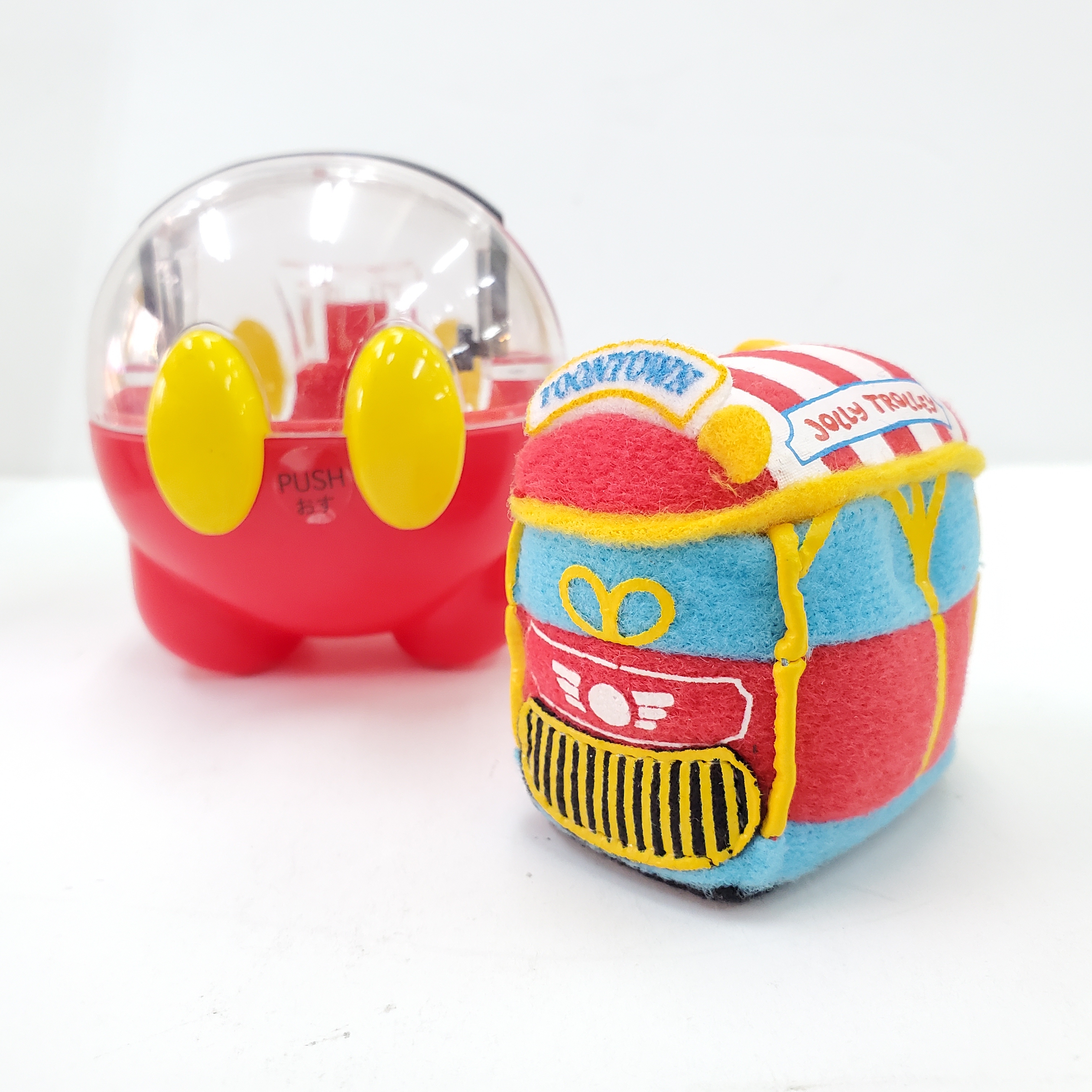 [現貨] [東京迪士尼] DONALD DUCK ｜ 震震 TOONTOWN 扭蛋 {TF2305042}