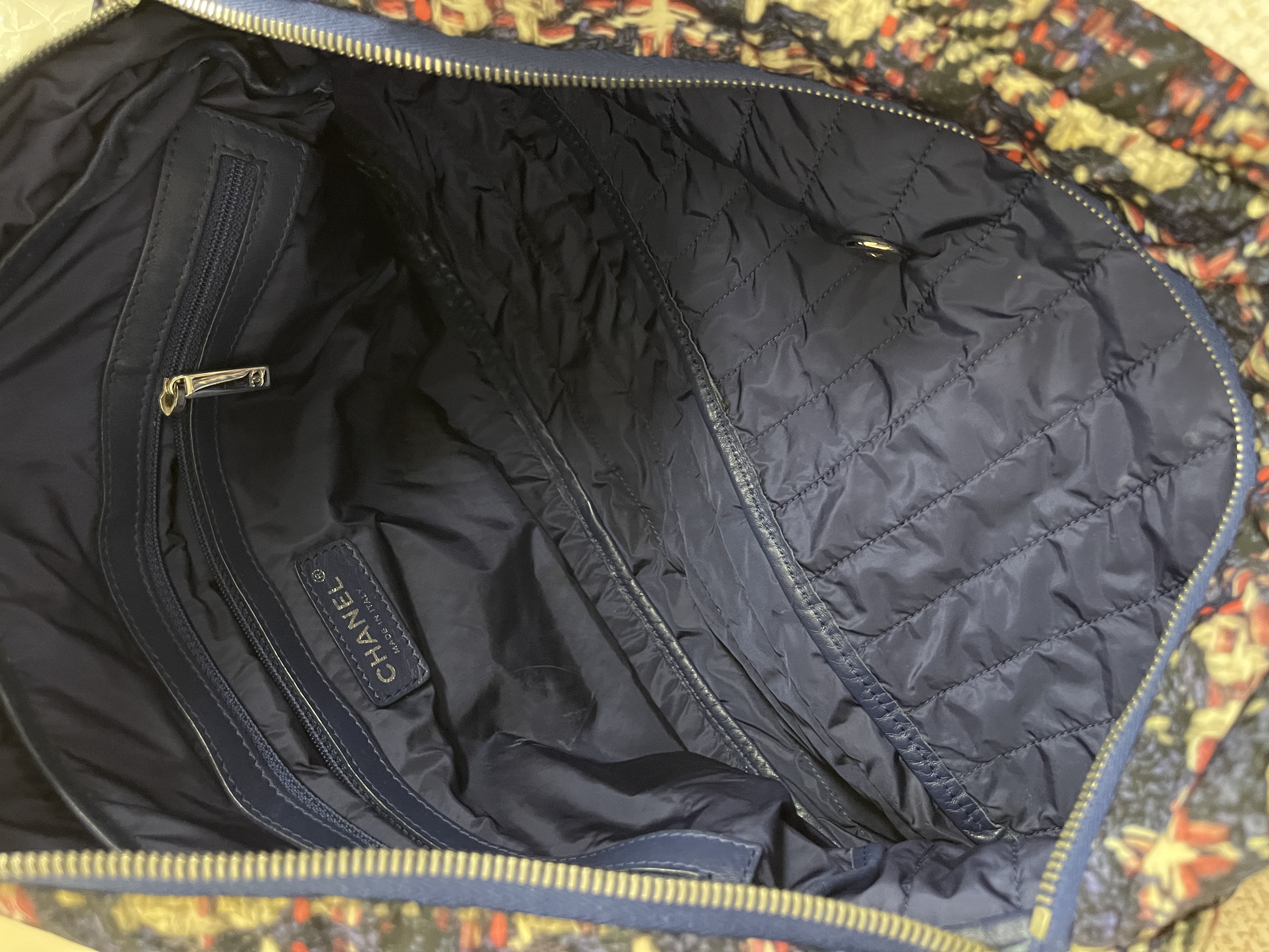 Pre-owned Chanel Nylon Tweed Print Bag / 26NY113