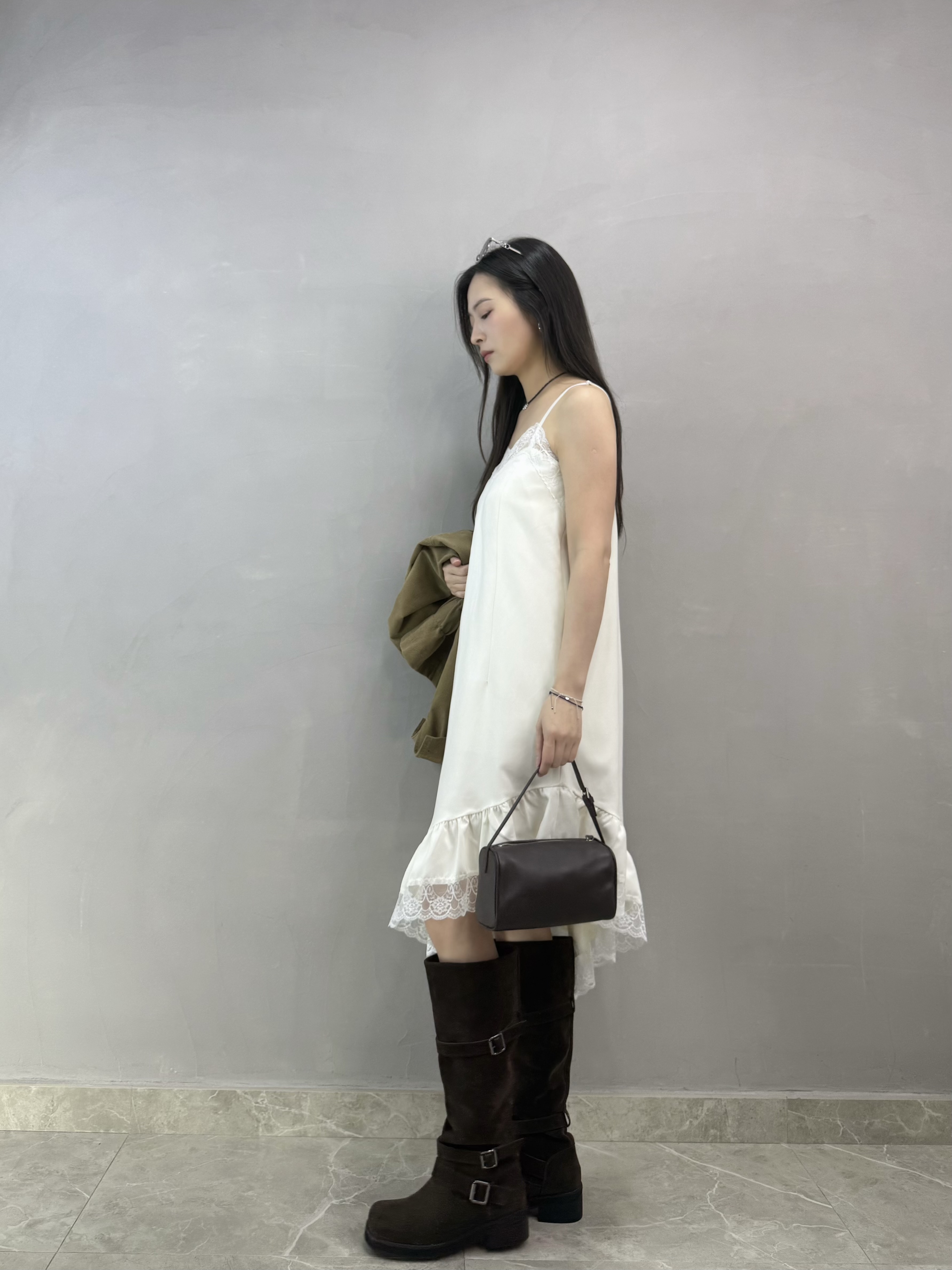 I20 吊帶斜cut lace Ops