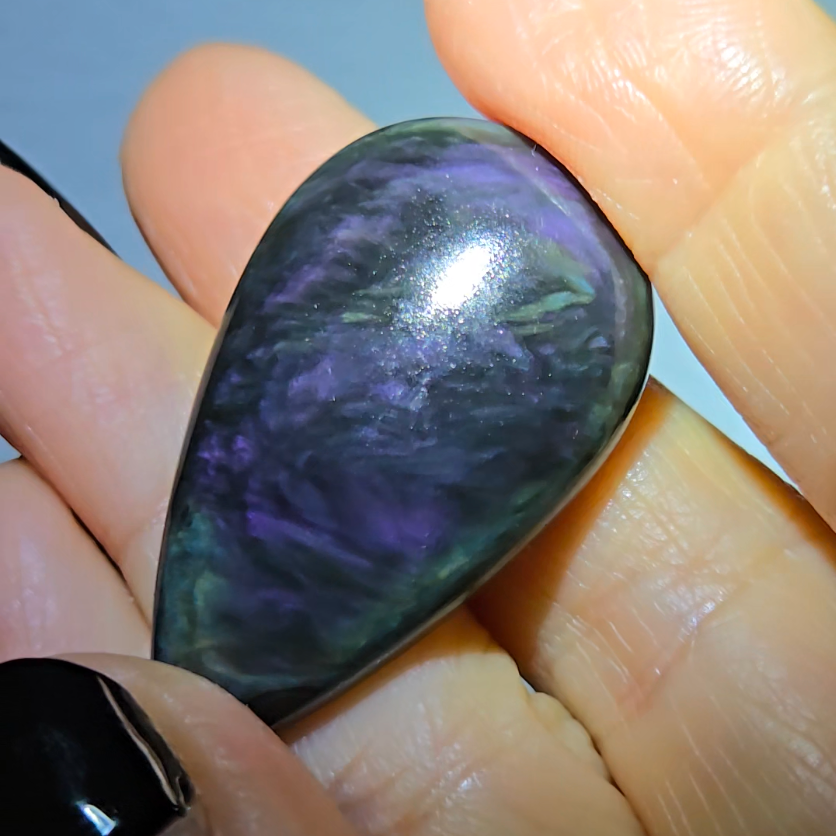 Velvet obsidian cabochon from Mexico - OB15