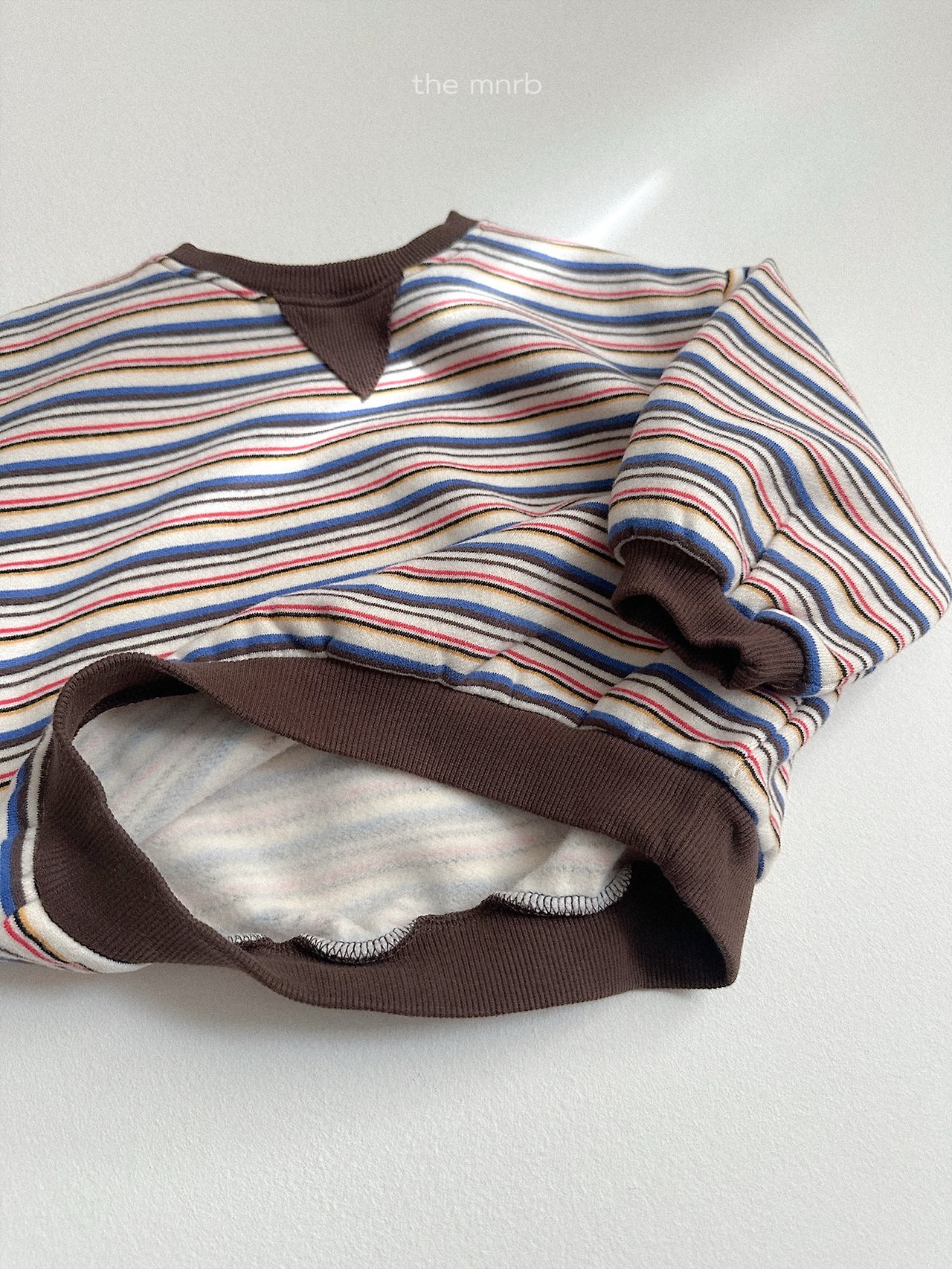 Mnirobe | Rainbow sweatshirt