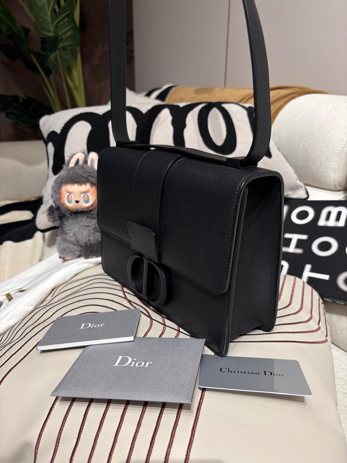 未使用品 Dior 30 Montaigne so black 粒面牛皮 100%Authentic ,未使用品  ✅ certificate ✅塵袋✅BOX