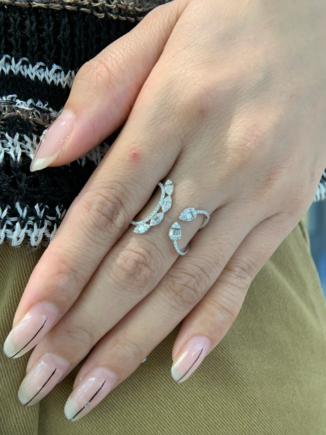 18K Diamond Ring