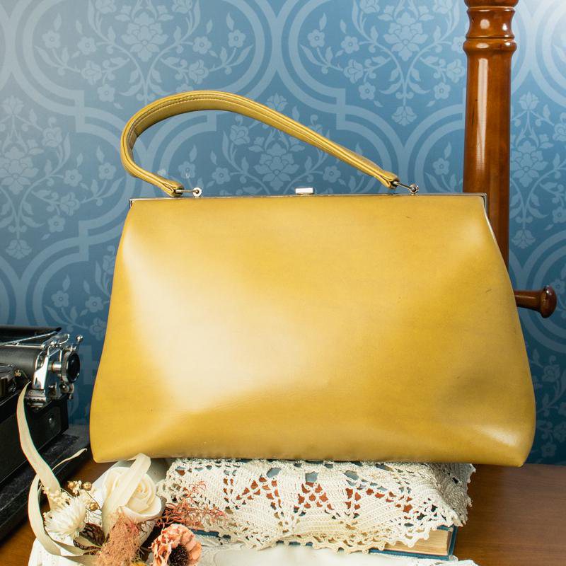 Vintage c.a. 1960s Faux Large Mustard Yellow Large Handbag Shoulder Bag (NA0730)