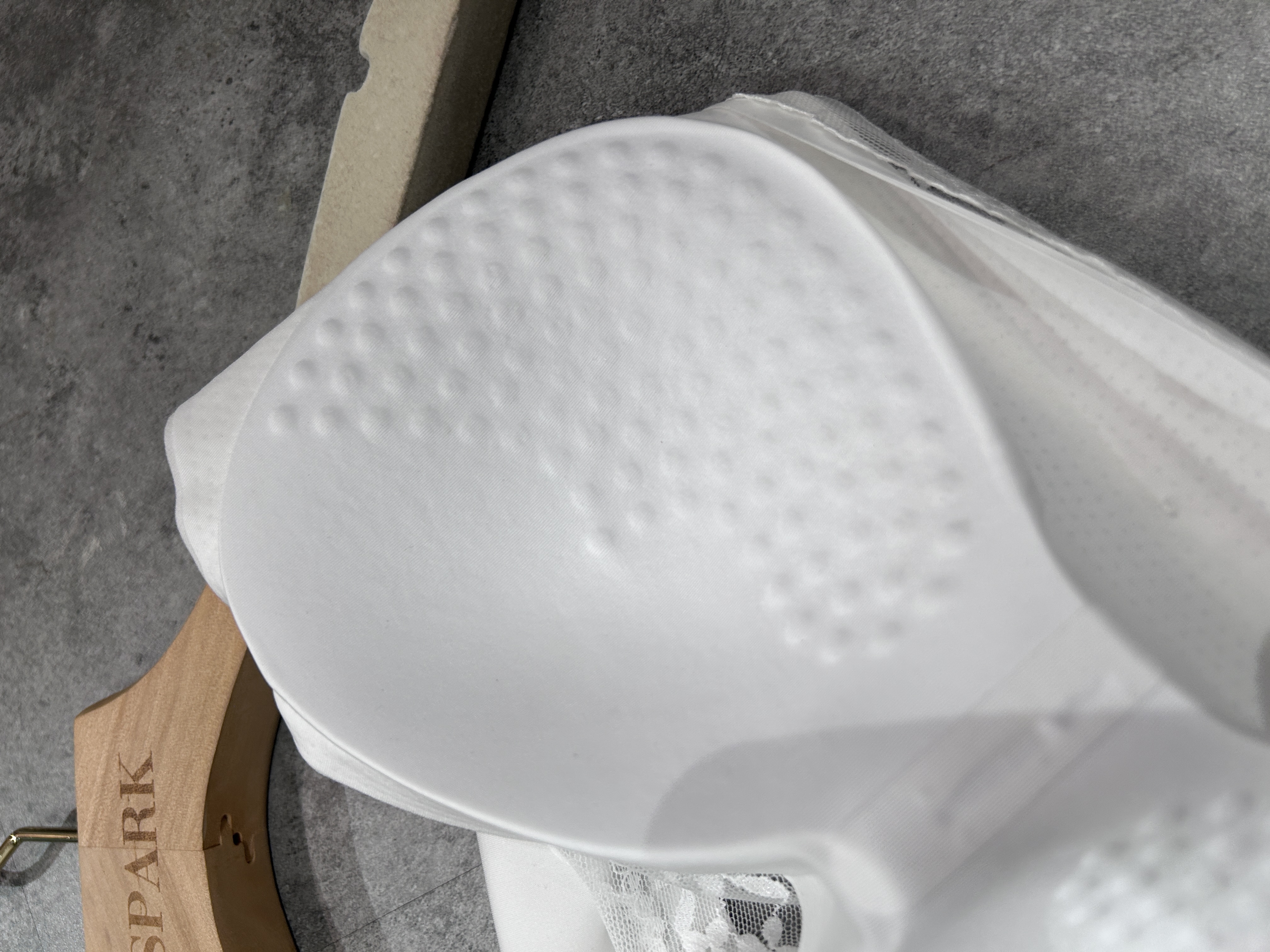 蕾絲平口吊帶背心