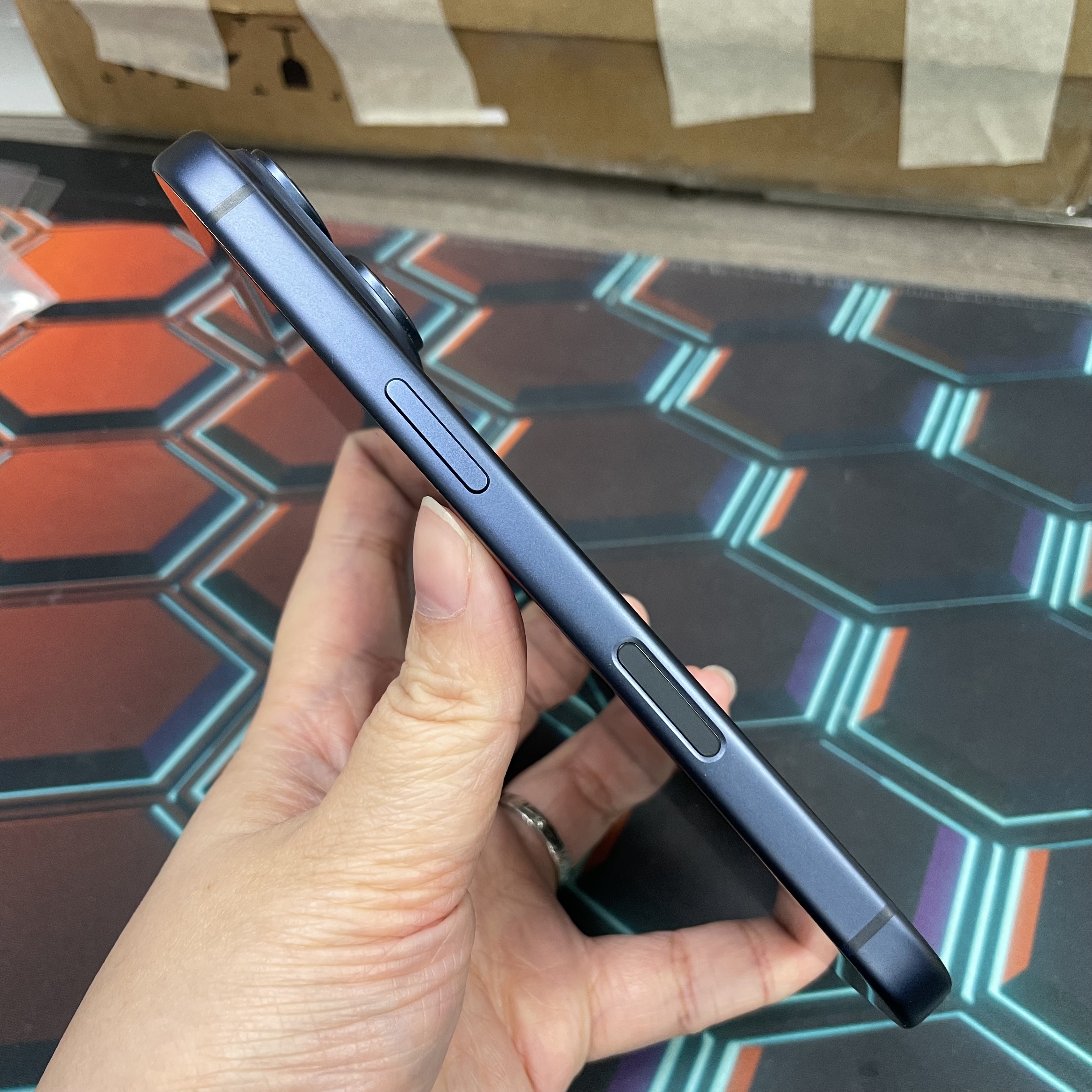 *8357 17 Pro 完美機 512GB 電90 藍色 blue