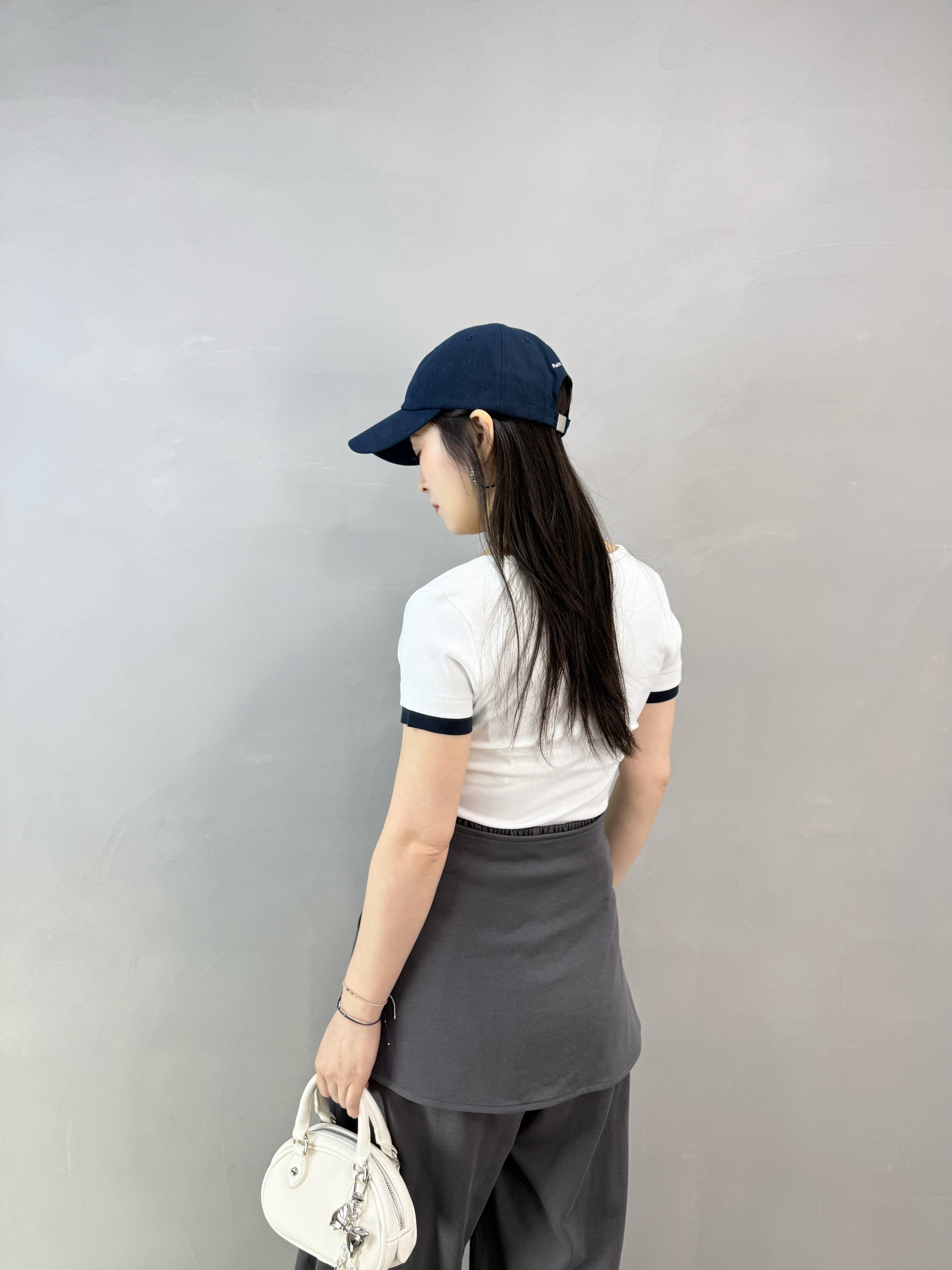 H74 扣鈕撞色袖邊Tee