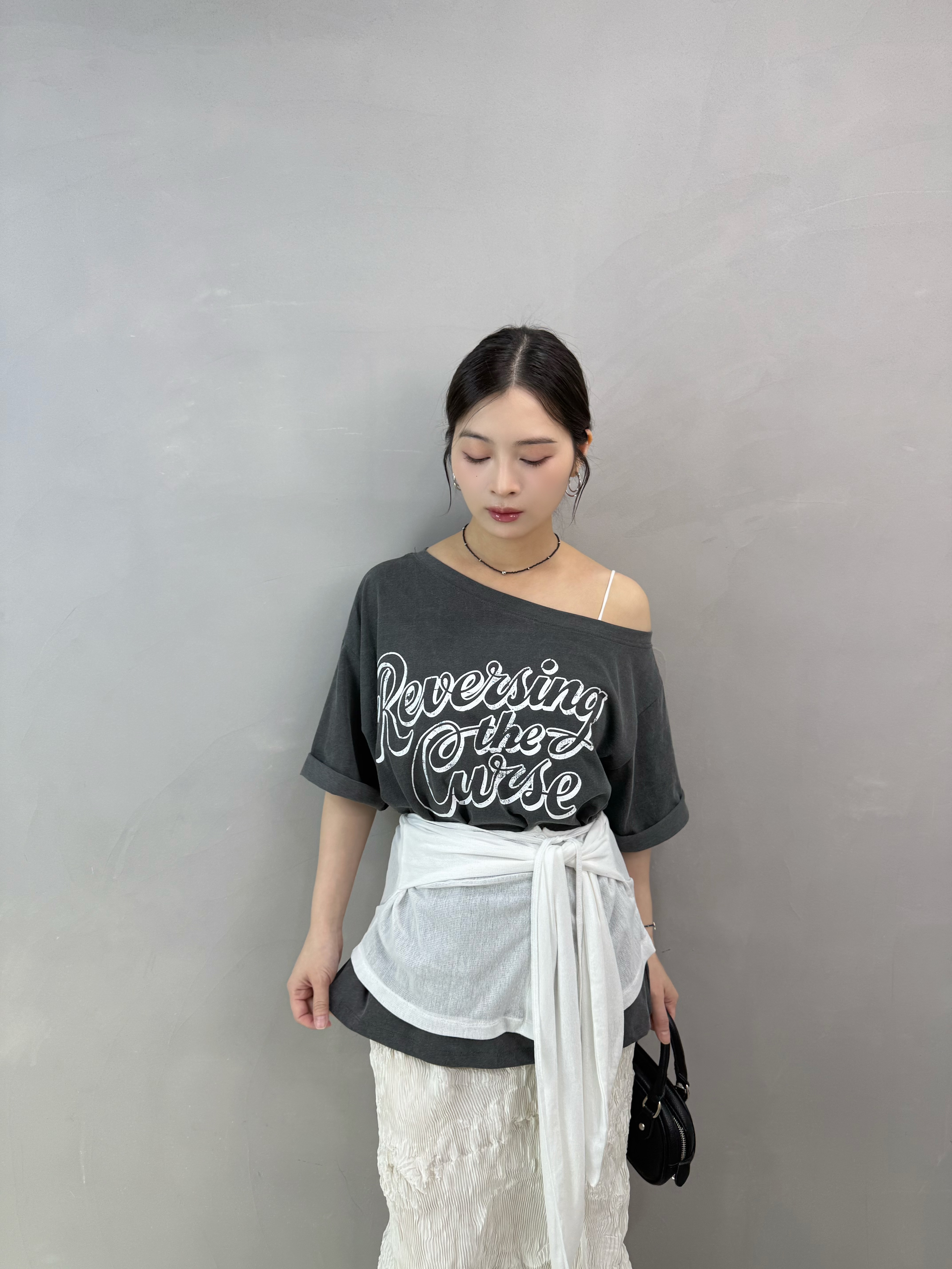R60 露膊字母Tee