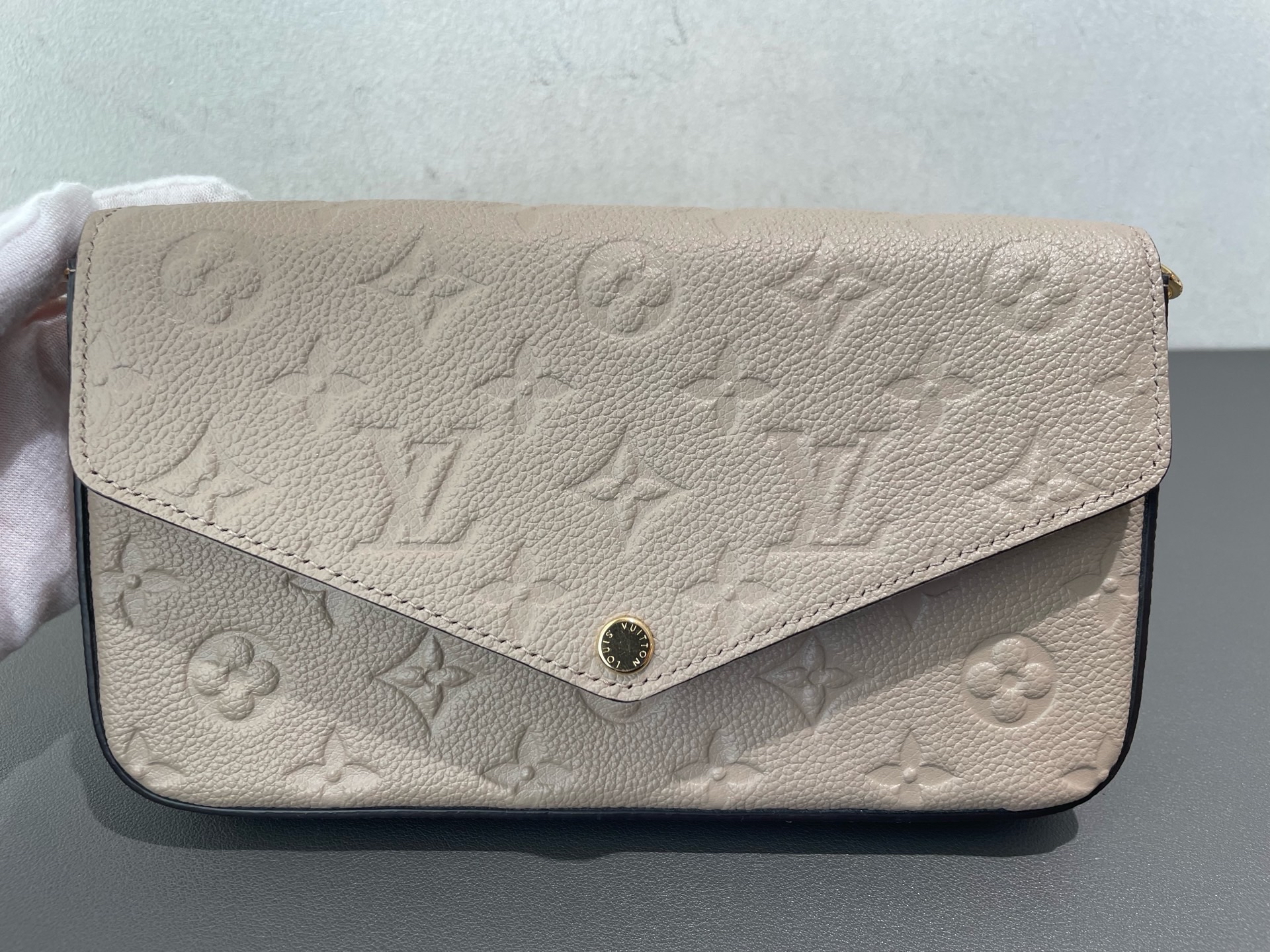 【預訂貨品】LV 全皮灰色 三合一woc