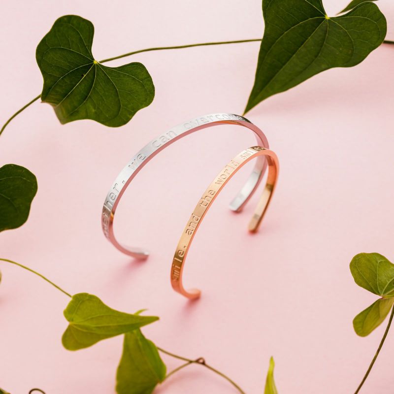 📦訂購 日本限定 White Clover Smile, and the world smiles with you 手鐲 (一對)