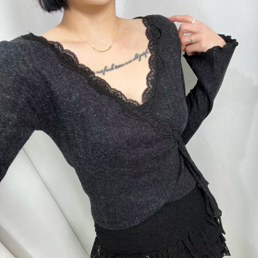 已售罄❌韓國仙氣感滿滿Lacy邊邊交叉綁帶外撘💖