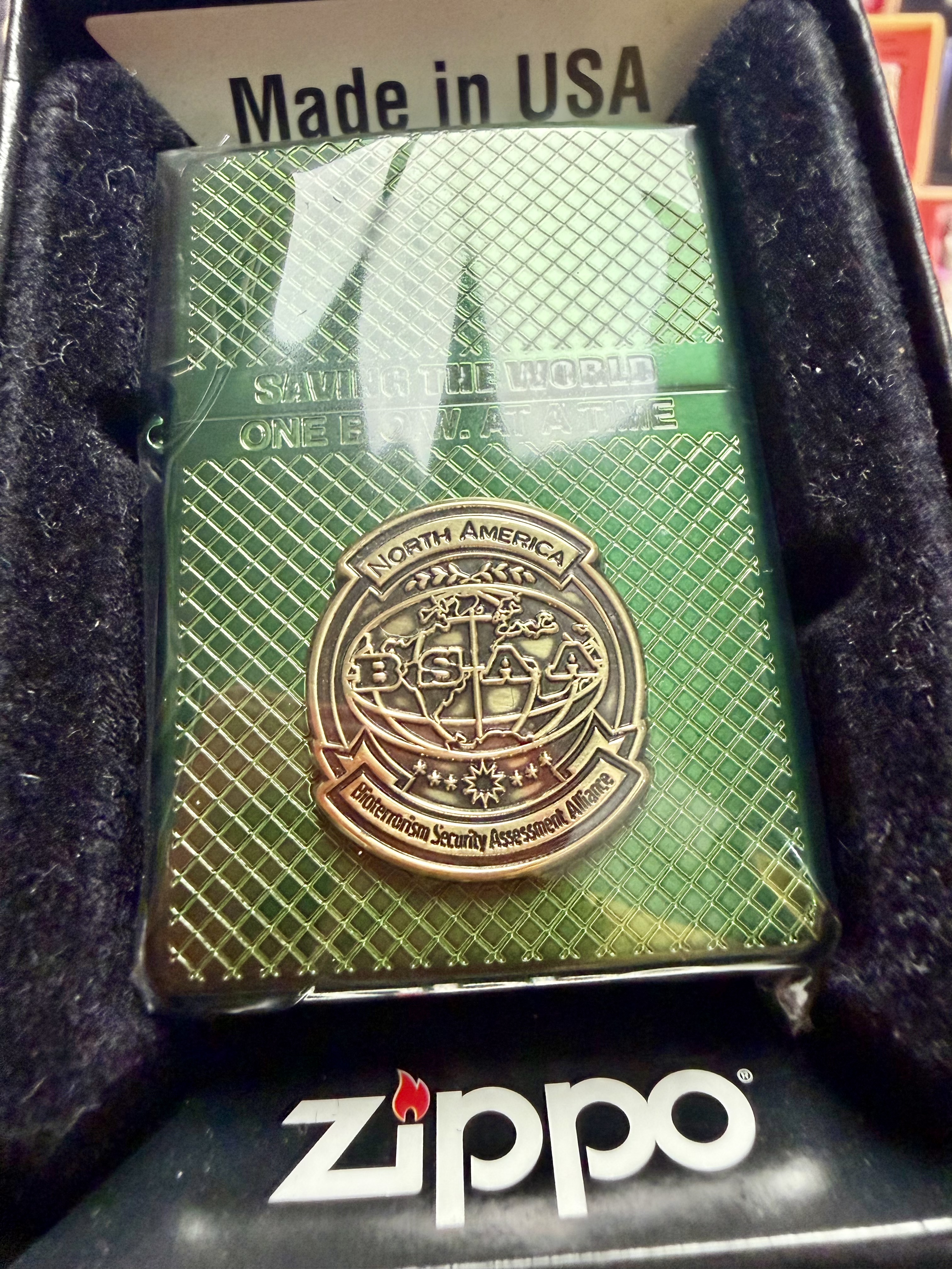 ZIPPO 2012年  日版 《生化危機6》 組織：BASS 北美分部 勳章 紀念收藏版 絕版ZIPPO 打火機