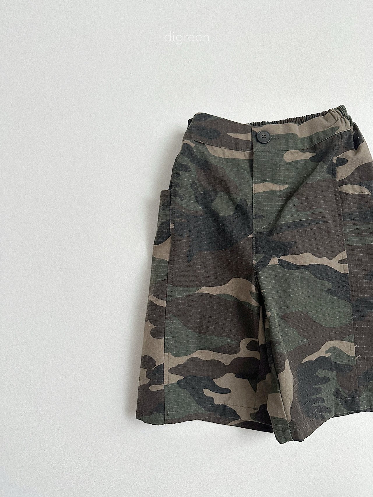 Digreen | camo bermuda 