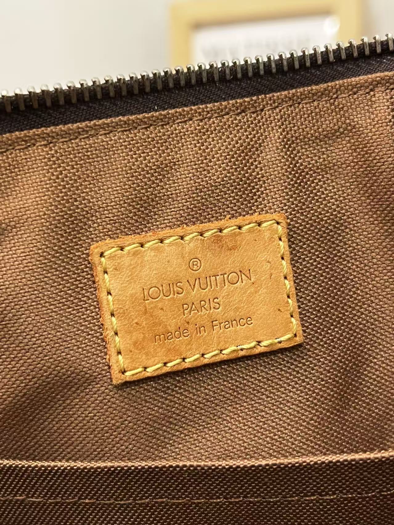 LV Monogram Popincourt Haut Bag （金球）
