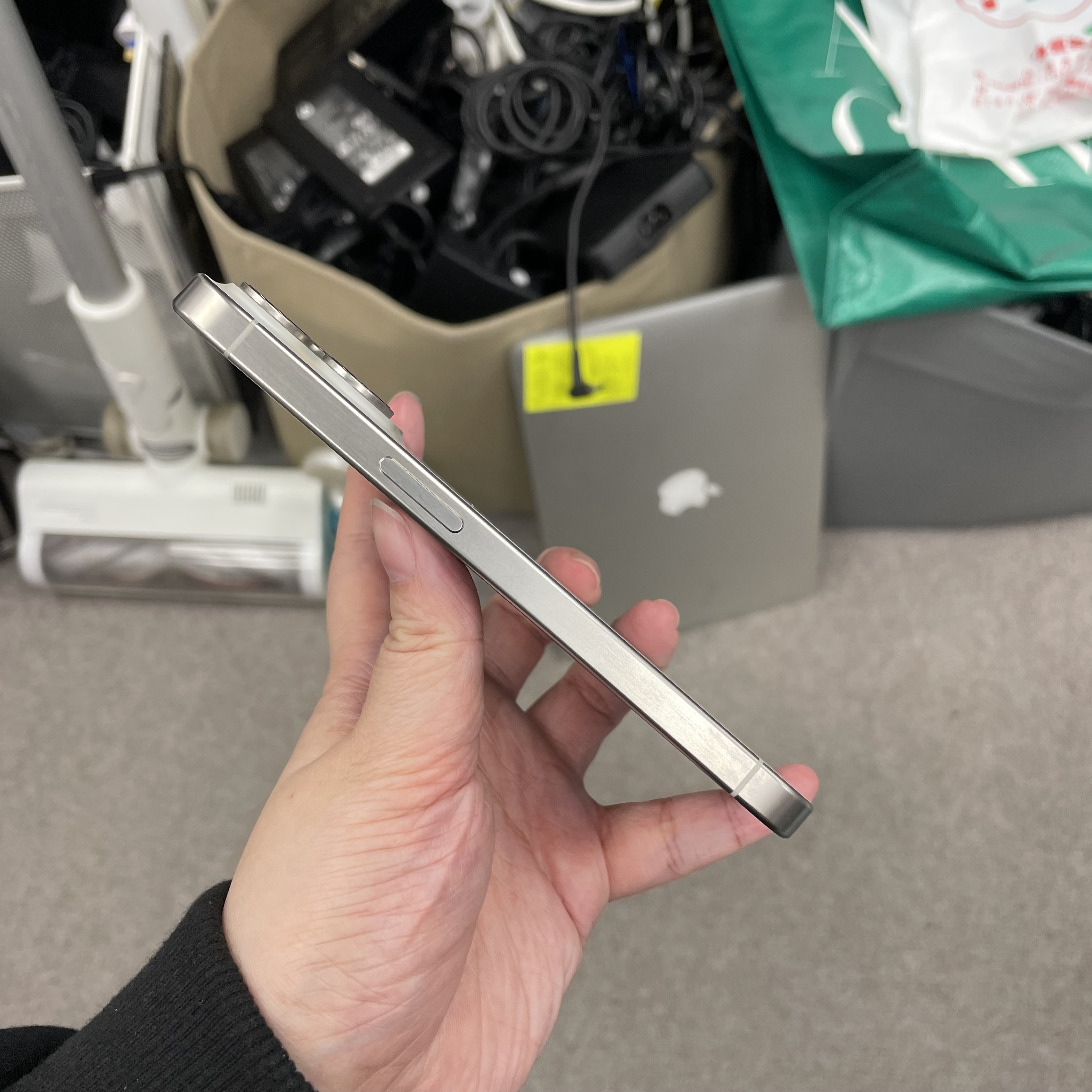 *5893 15 pro 完美機 512GB 電100 白色 white