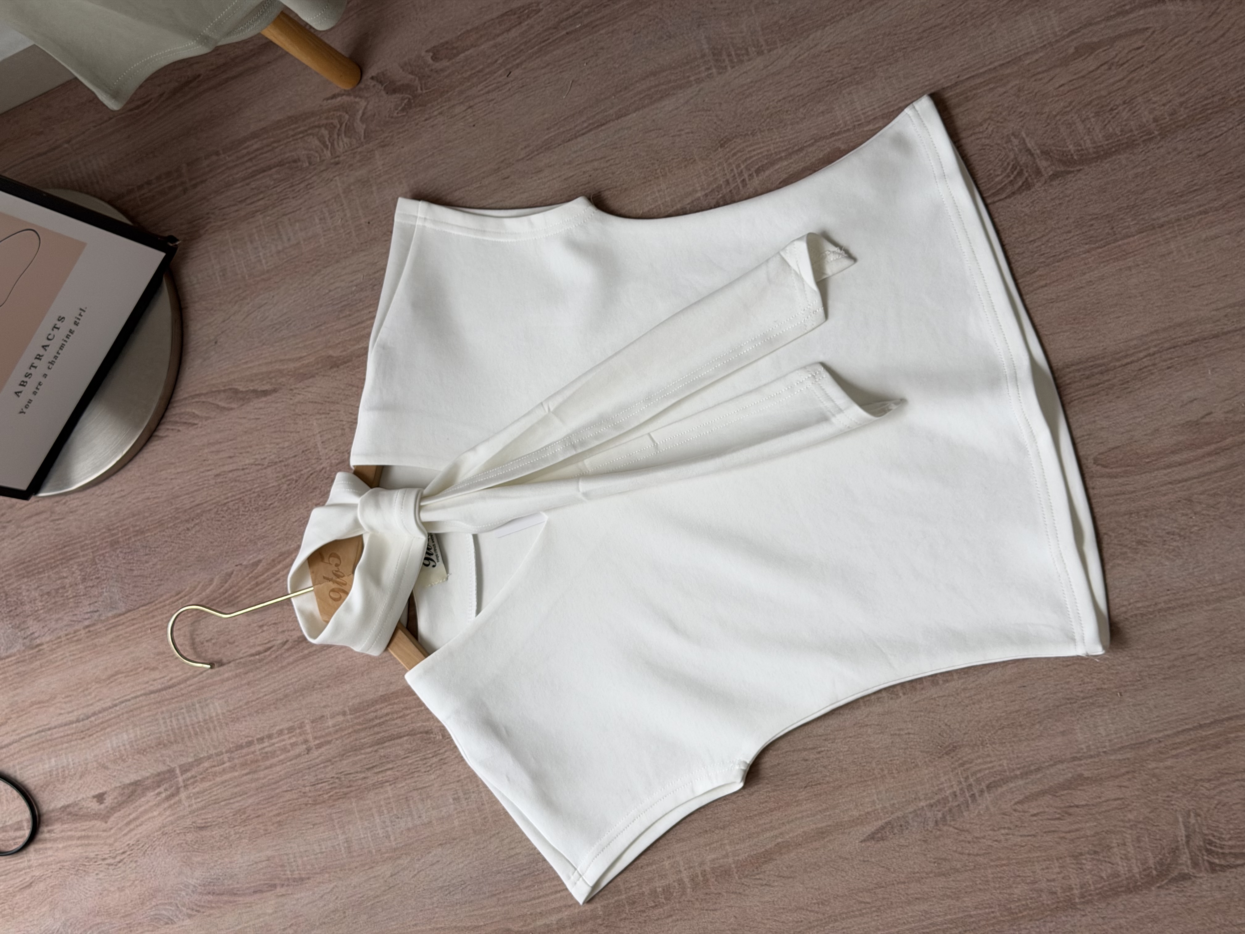 T4548 Butterfly Sleeve Top with scarf- 3 Colors 