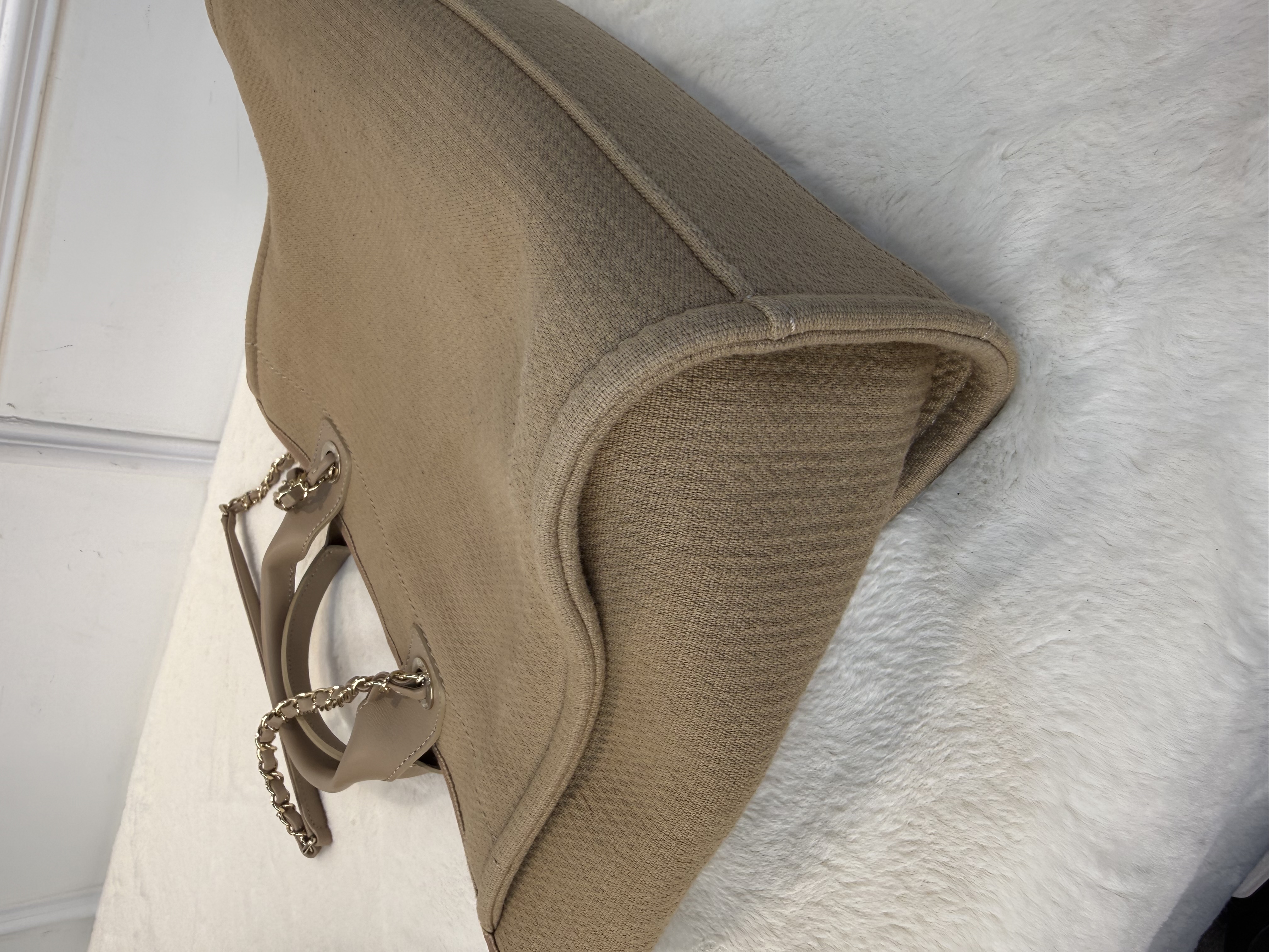 Chanel 奶茶色沙灘布袋 大容量之選🤎