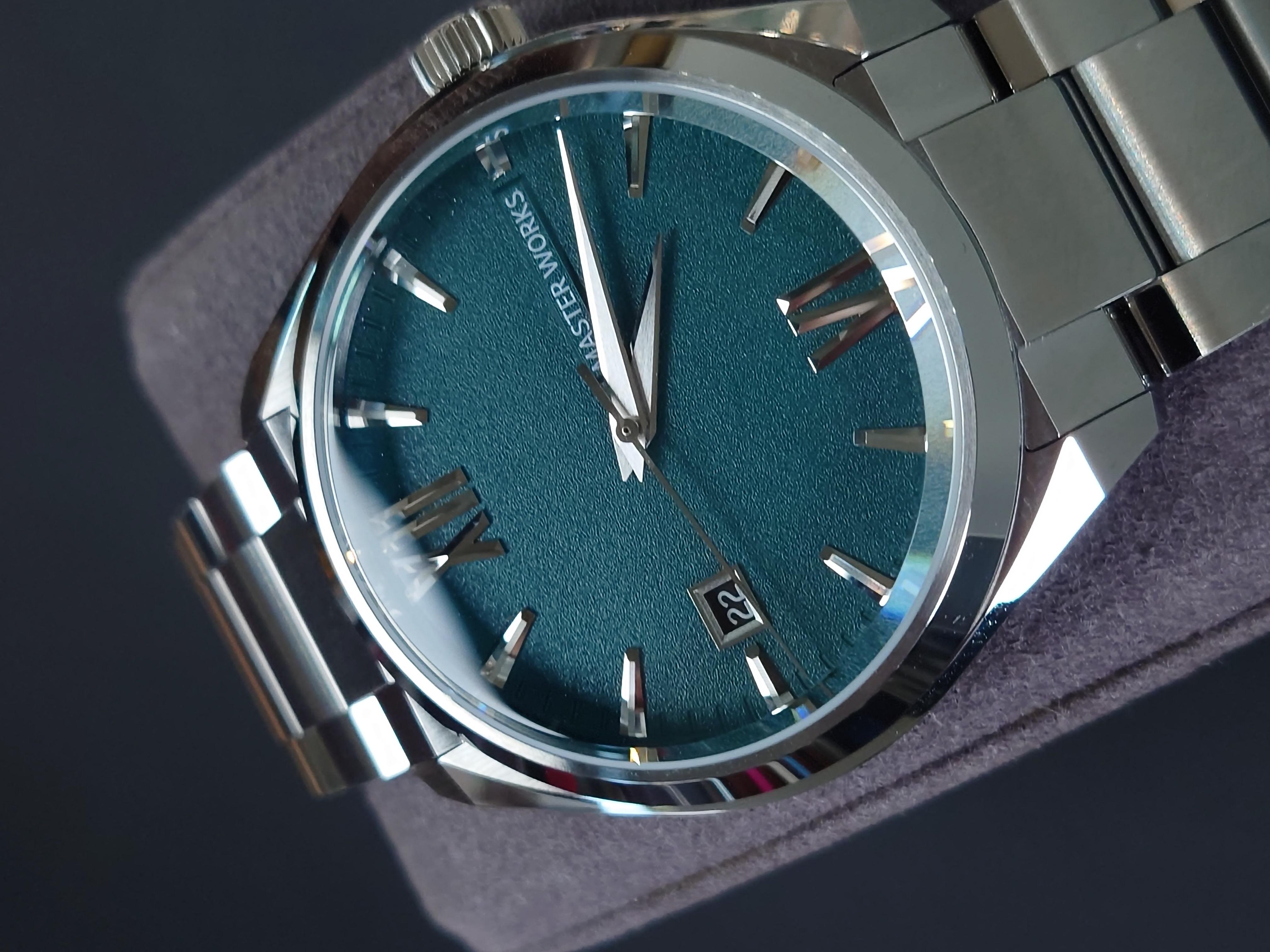 Master Works ANGOLOACUTO Green