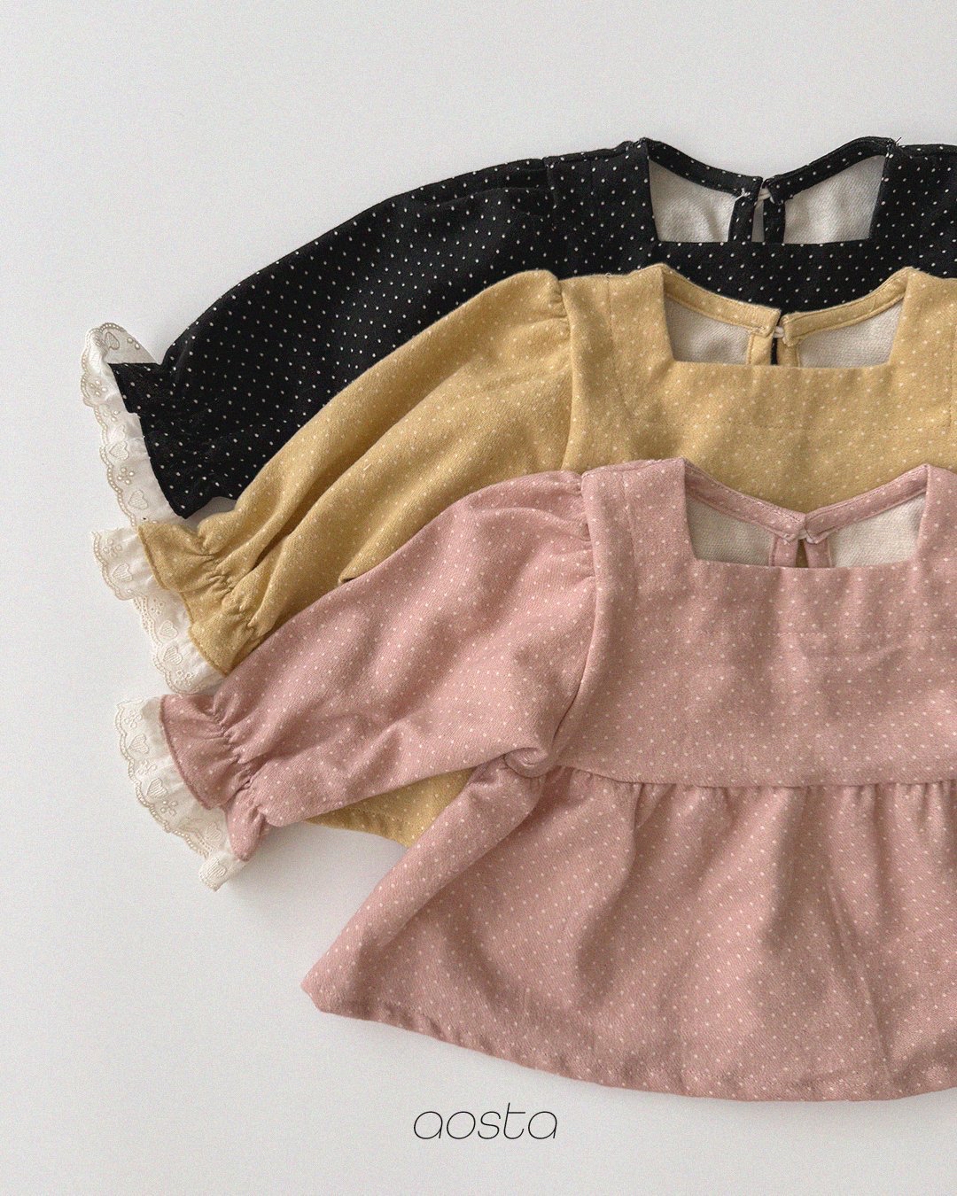 Aosta | [Milk Dot Blouse]
