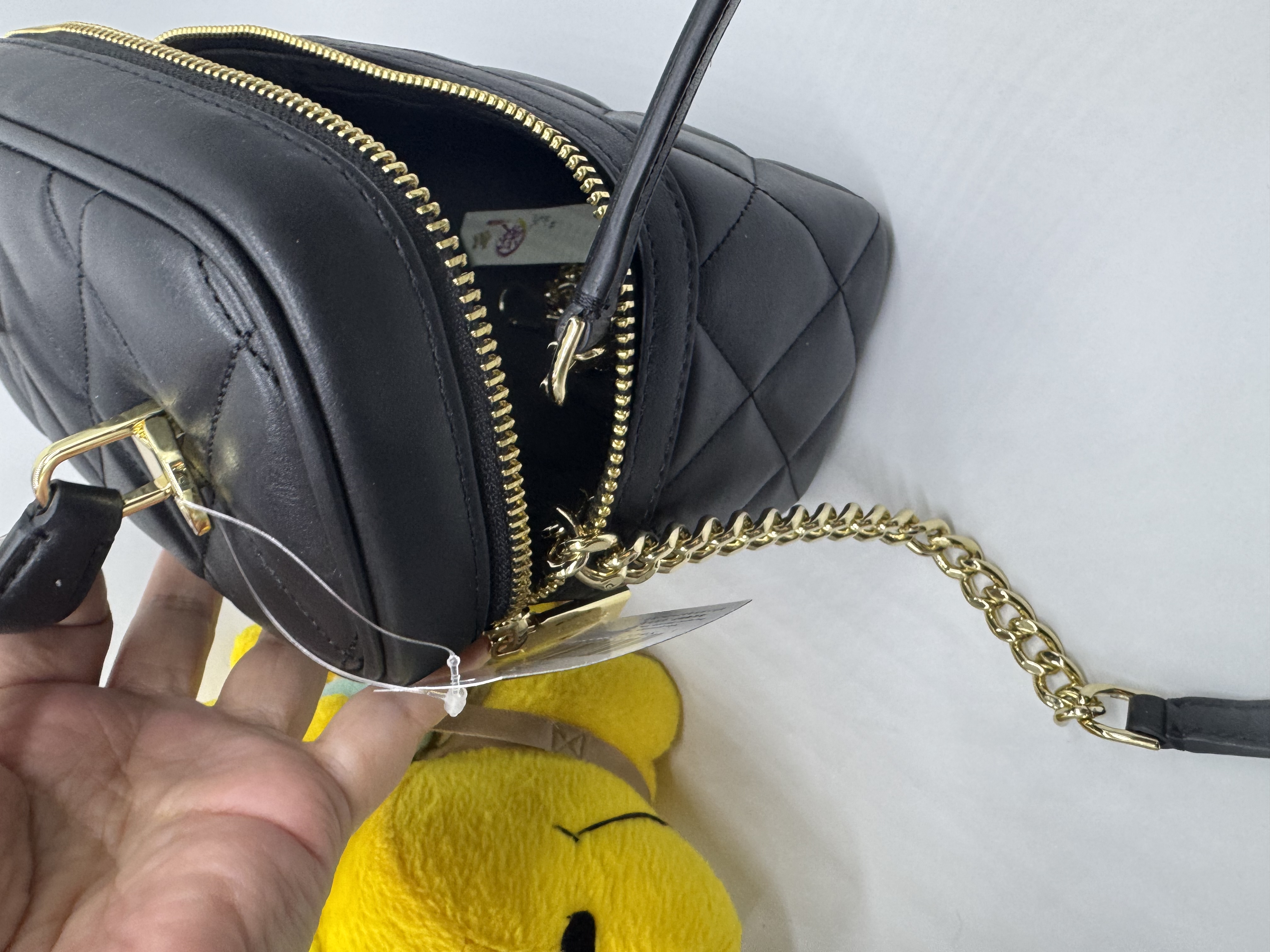 ✈️🇨🇦🇺🇸黑色菱格真皮Kate Spade ♠️ Outlet 小盒子鏈帶手袋現貨🖤😎