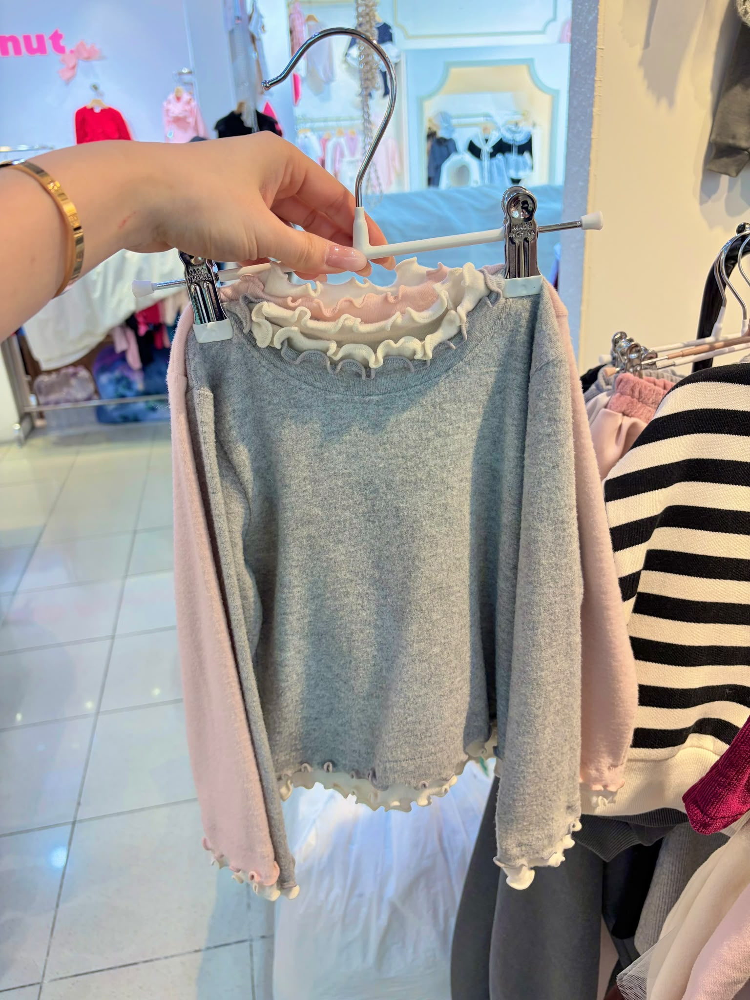 DL8148 Top