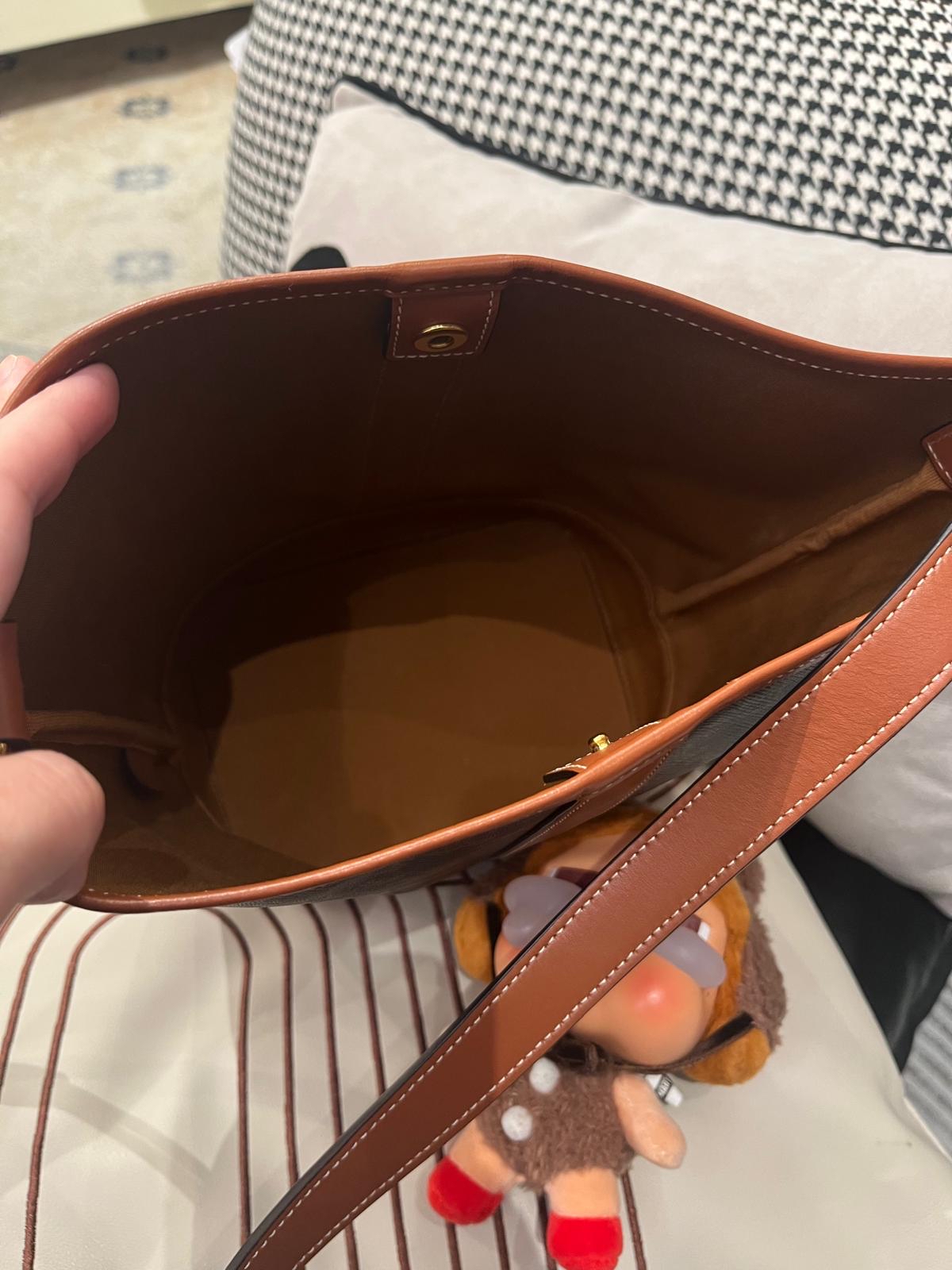 Celine Bucket Small Bag Triomphe 100%Authentic, 95%New✅Dust bag