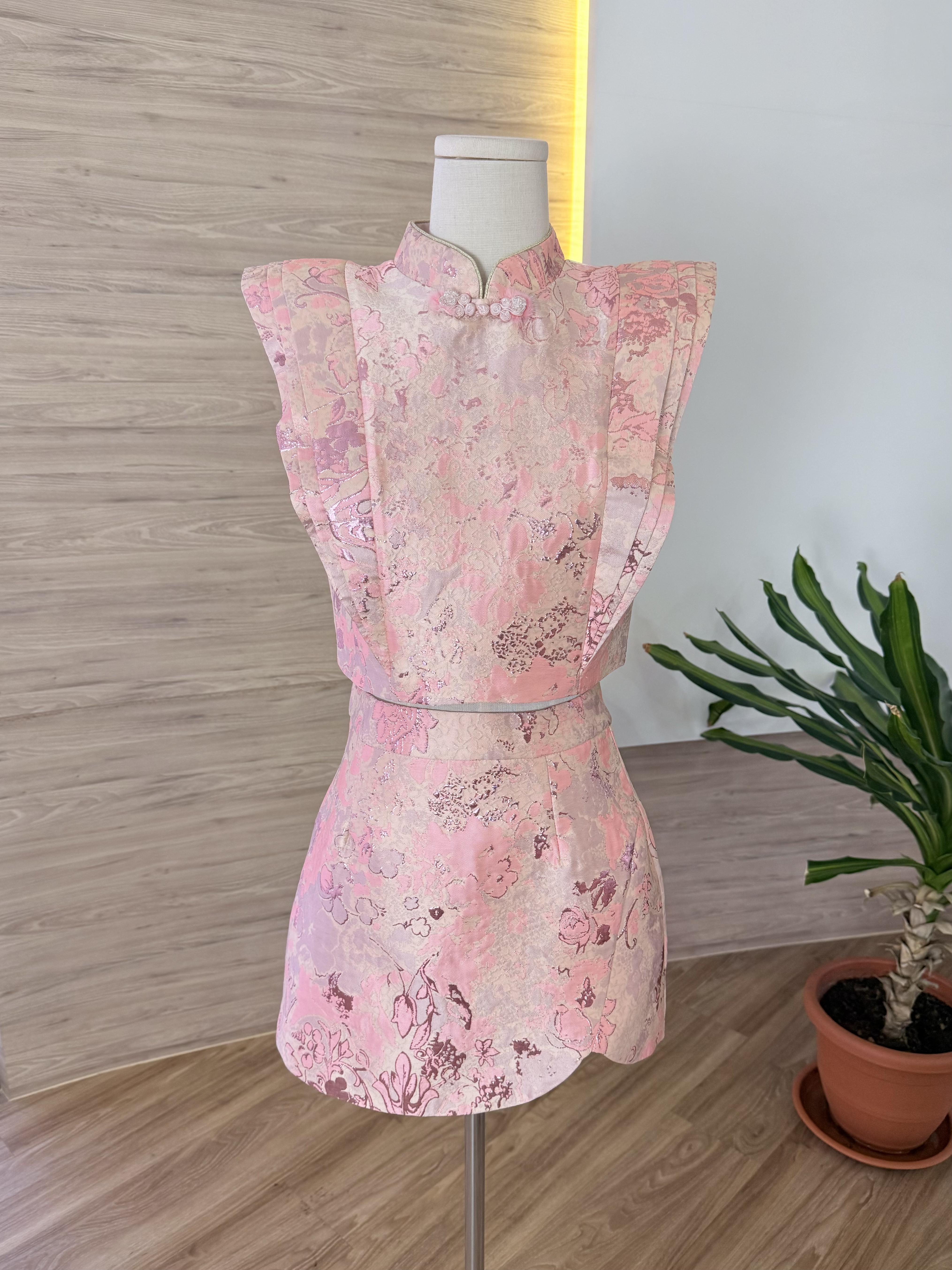 Reagan Oriental Set Wear (Woman)