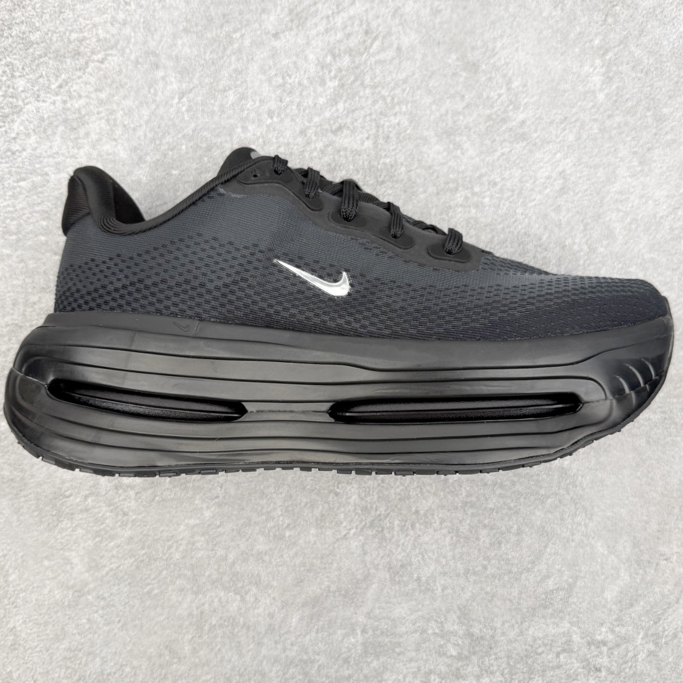 Nike Vomero Premium SP IQ0627-001