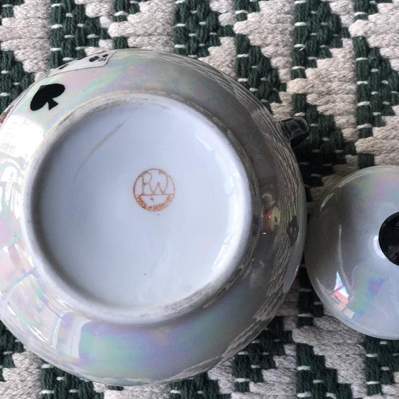 Vintage Made in Germany Pearlized Poker Pattern Tennis Set - 1 Cup + 1 Plate (MT412-1/2)
