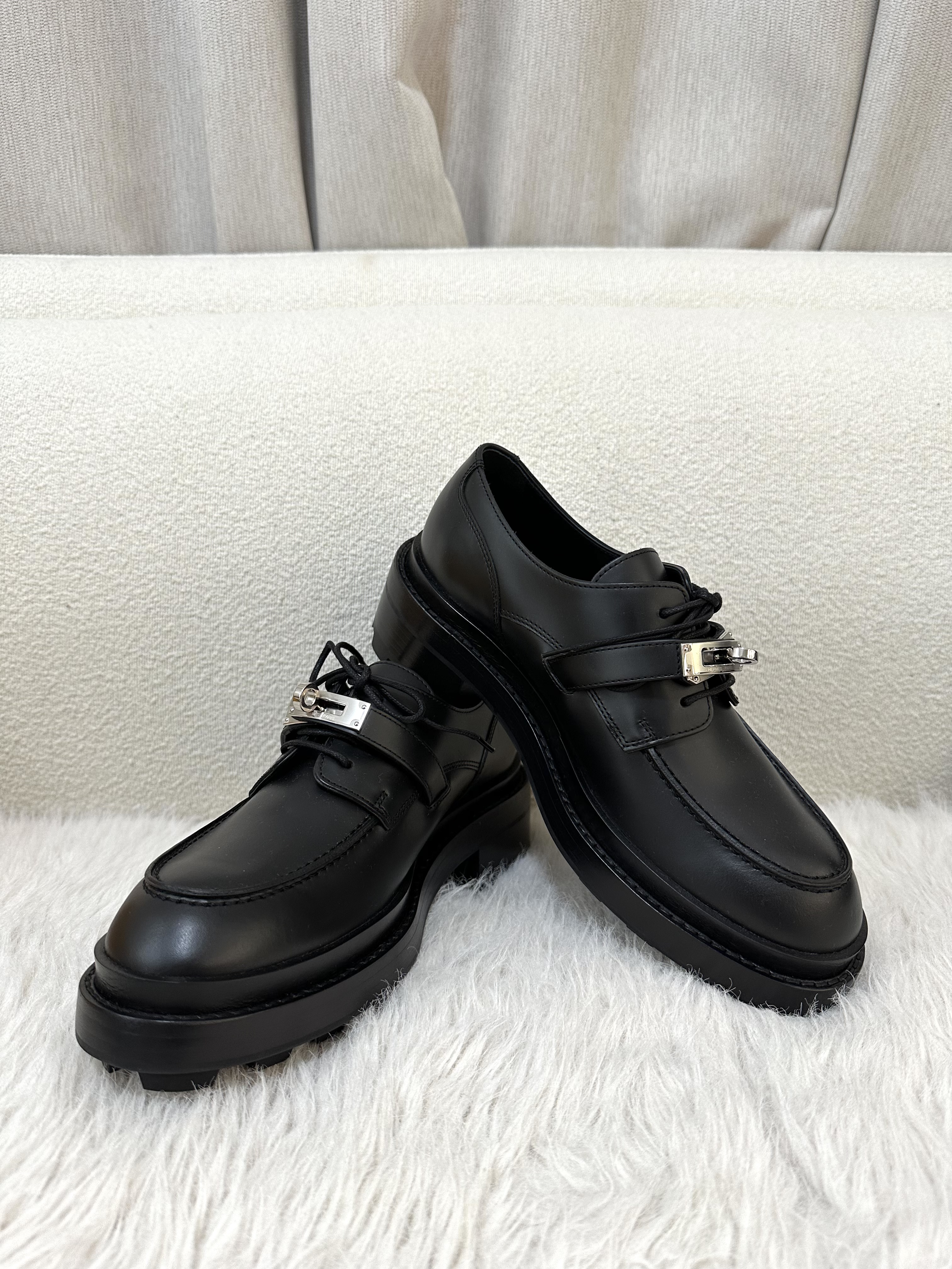 Unused Item Hermès First Derby shoes / Product Code: 26022132