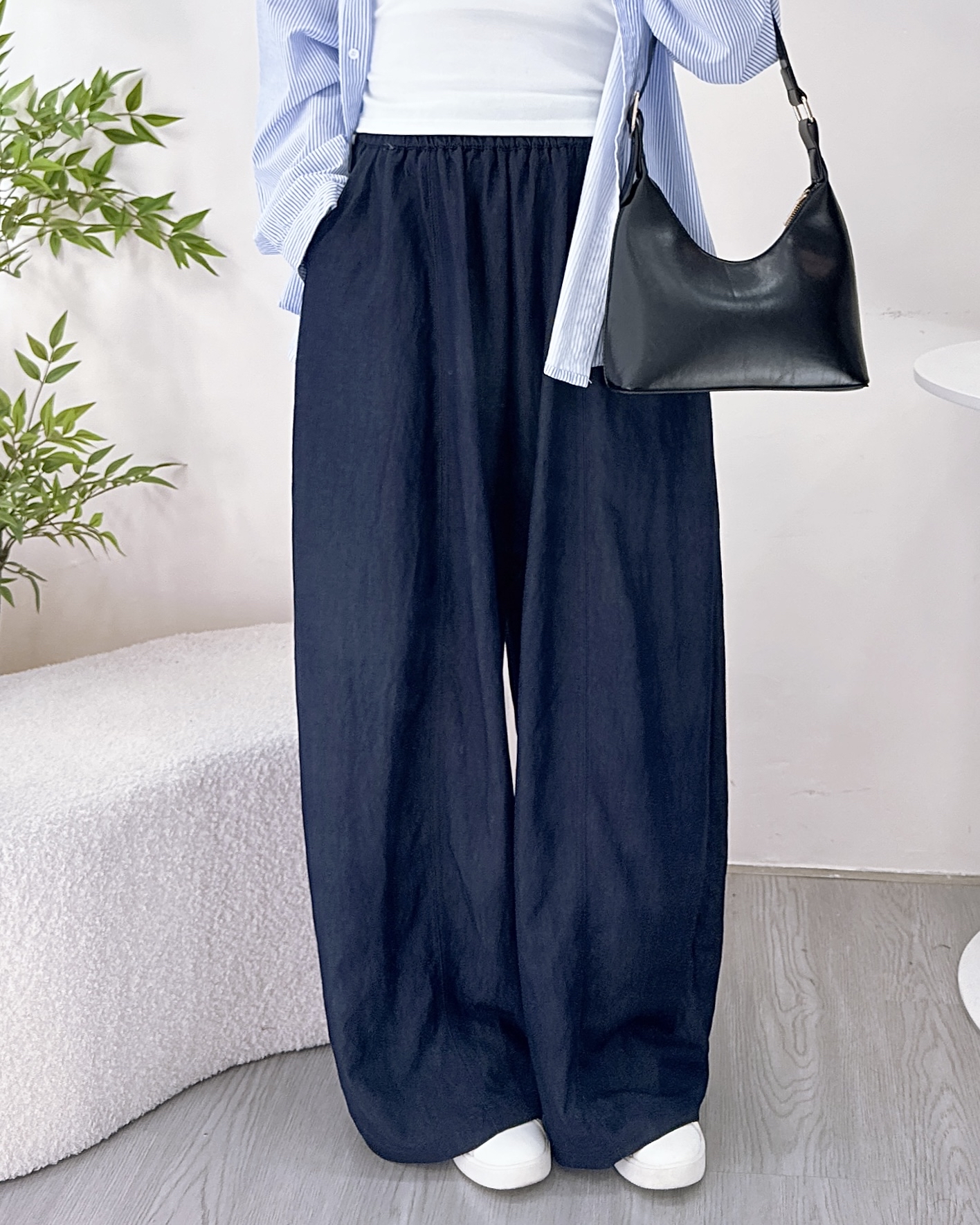 垂感冰絲斜布彎刀褲 3色