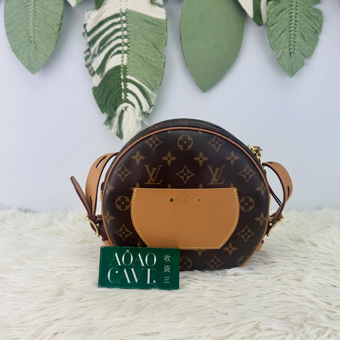 LV 🤍PRE OWNED Boite Chapeau Souple MM Size 晶片款🤎