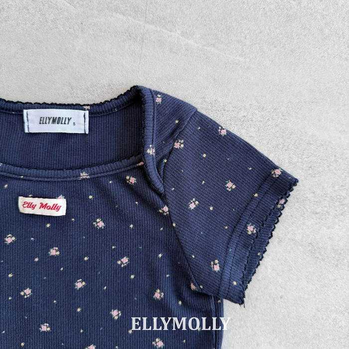 🇰🇷Ellymolly tee