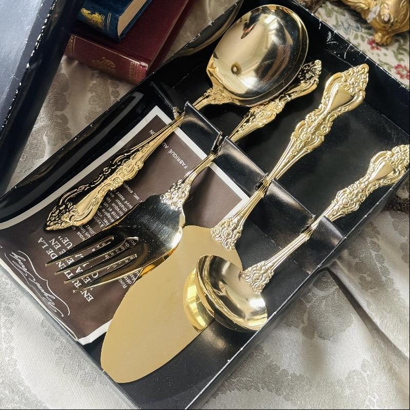 Vintage New Old Stock Made in Japan Royal Sealy Gold plated Cutlery set in Original box (MT2520)