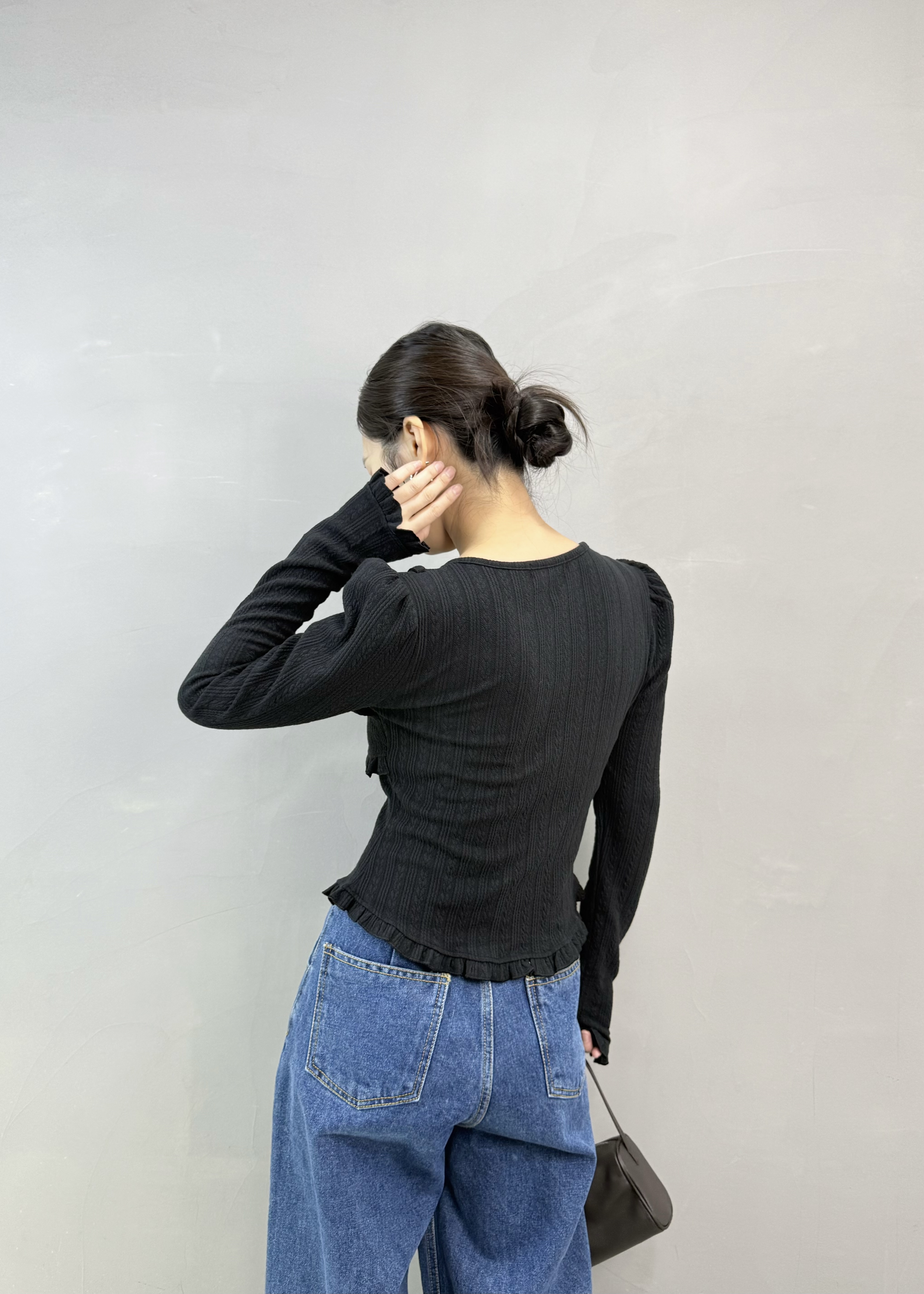 J07 女神ruffle Top