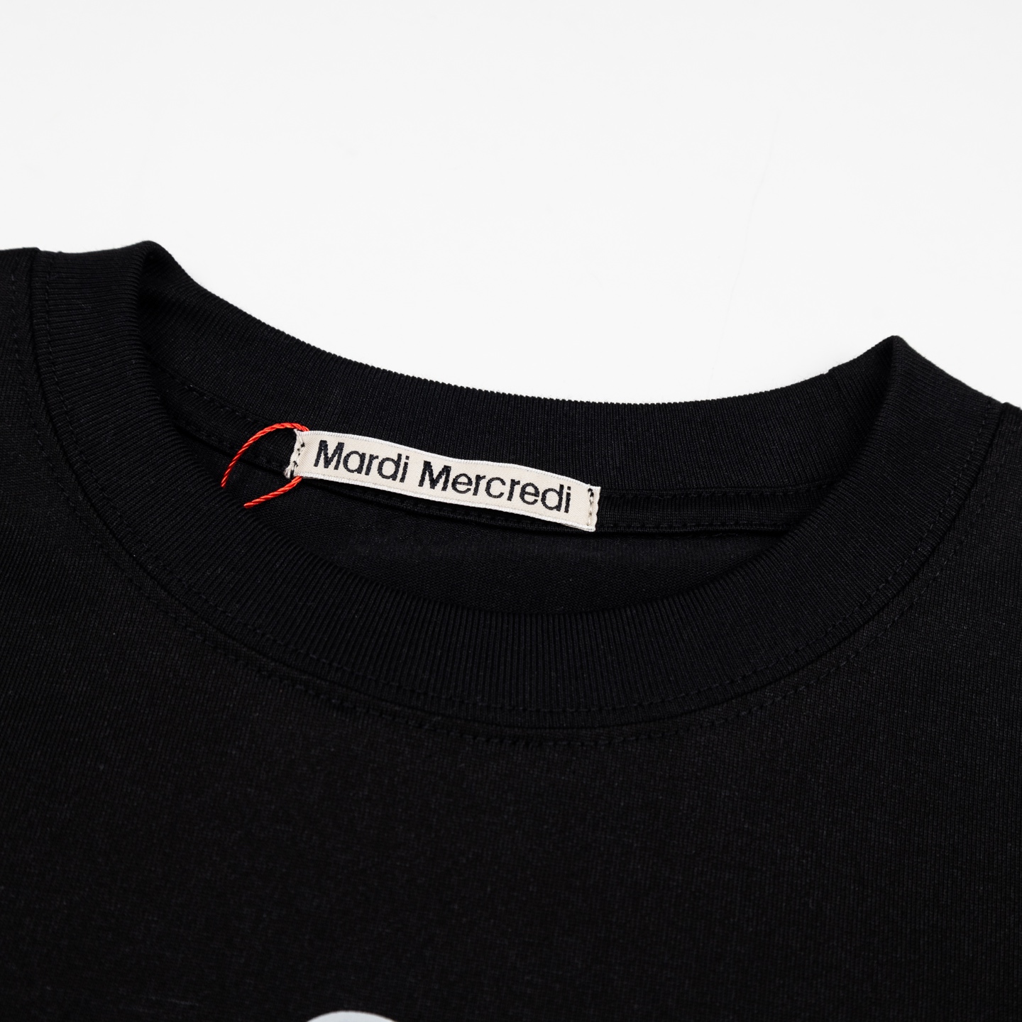 Mardi Mercredi FlowerMardi Dosan Exclusive Tee