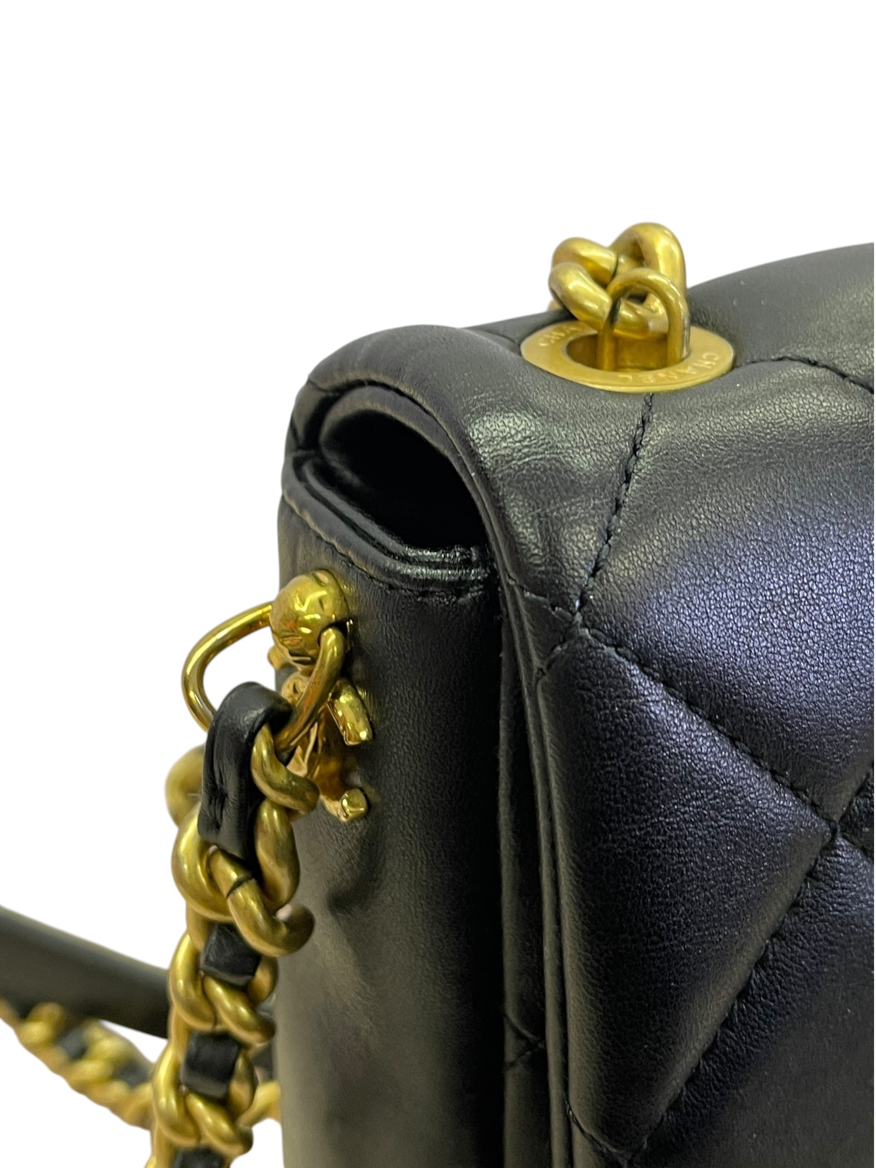 Pre-Owned CHANEL Flap Bag / Product Code: 082707