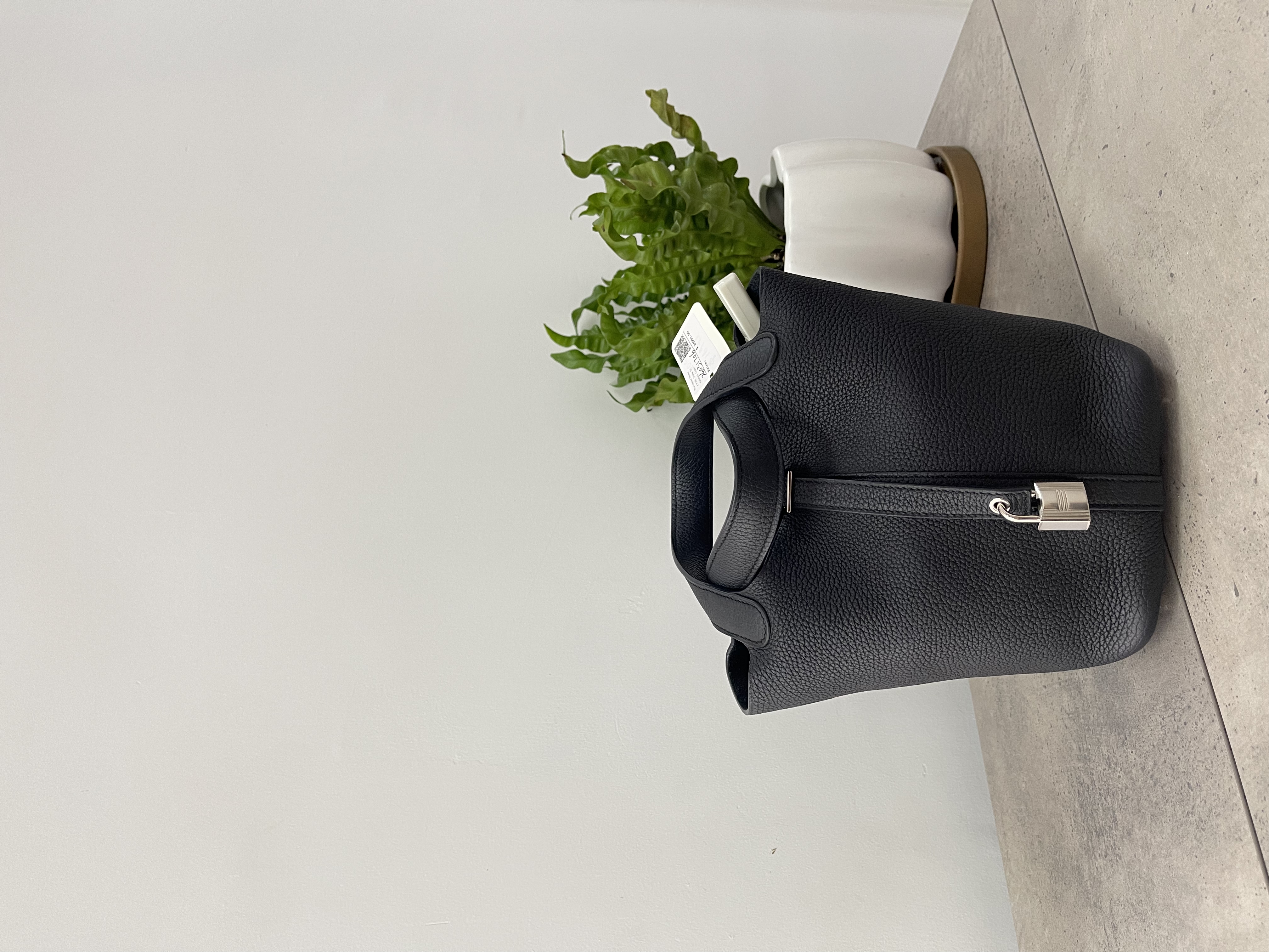 Pre-owned Hermes P18/ Stamp D/ Product Code: 26031706