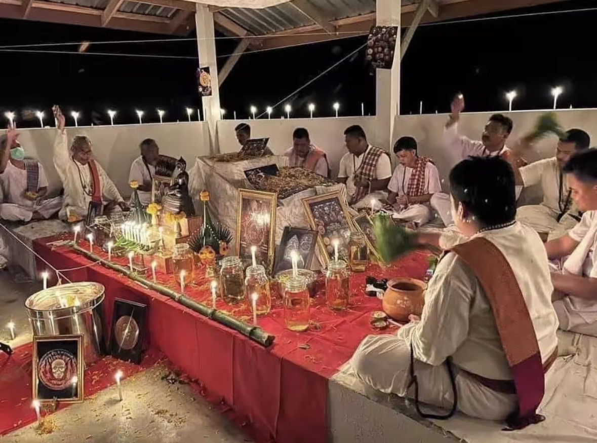 三師派格攝三次法會開光 泰南名師 :龍婆巴素 曼谷名師:阿贊添 瓦考奧白衣 阿贊念兌 Ajahn Naen Doi