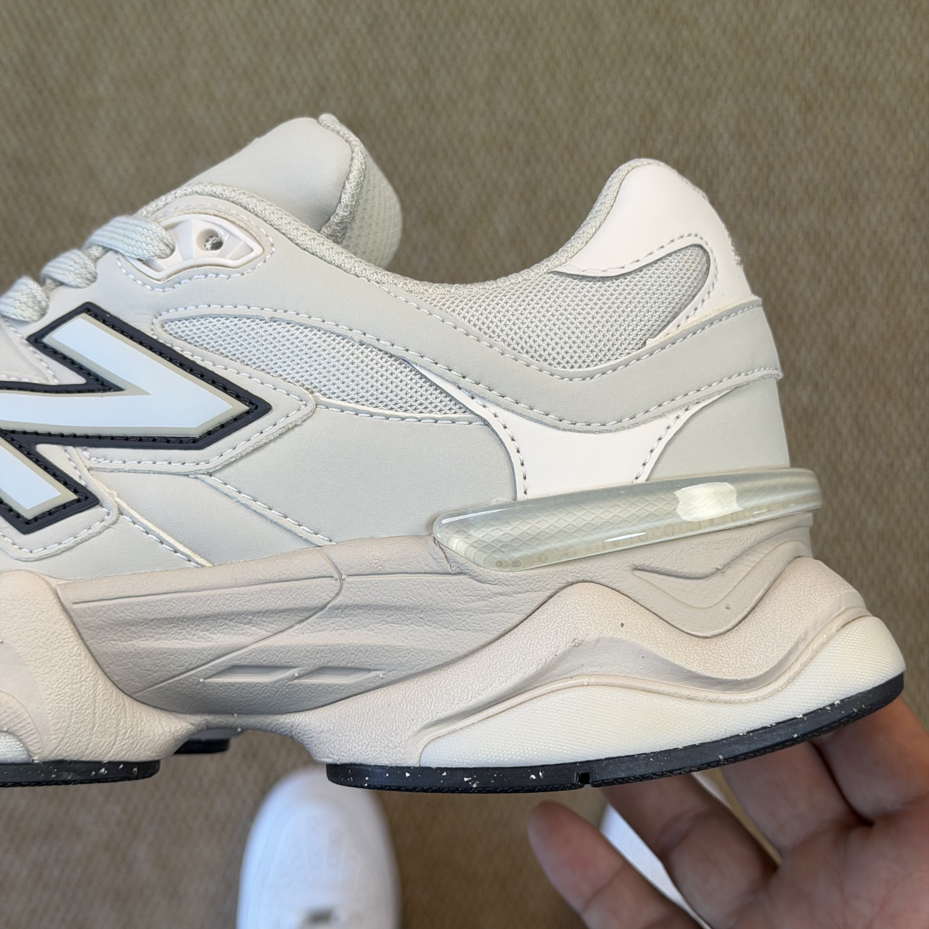 New Balance 9060 U906078T