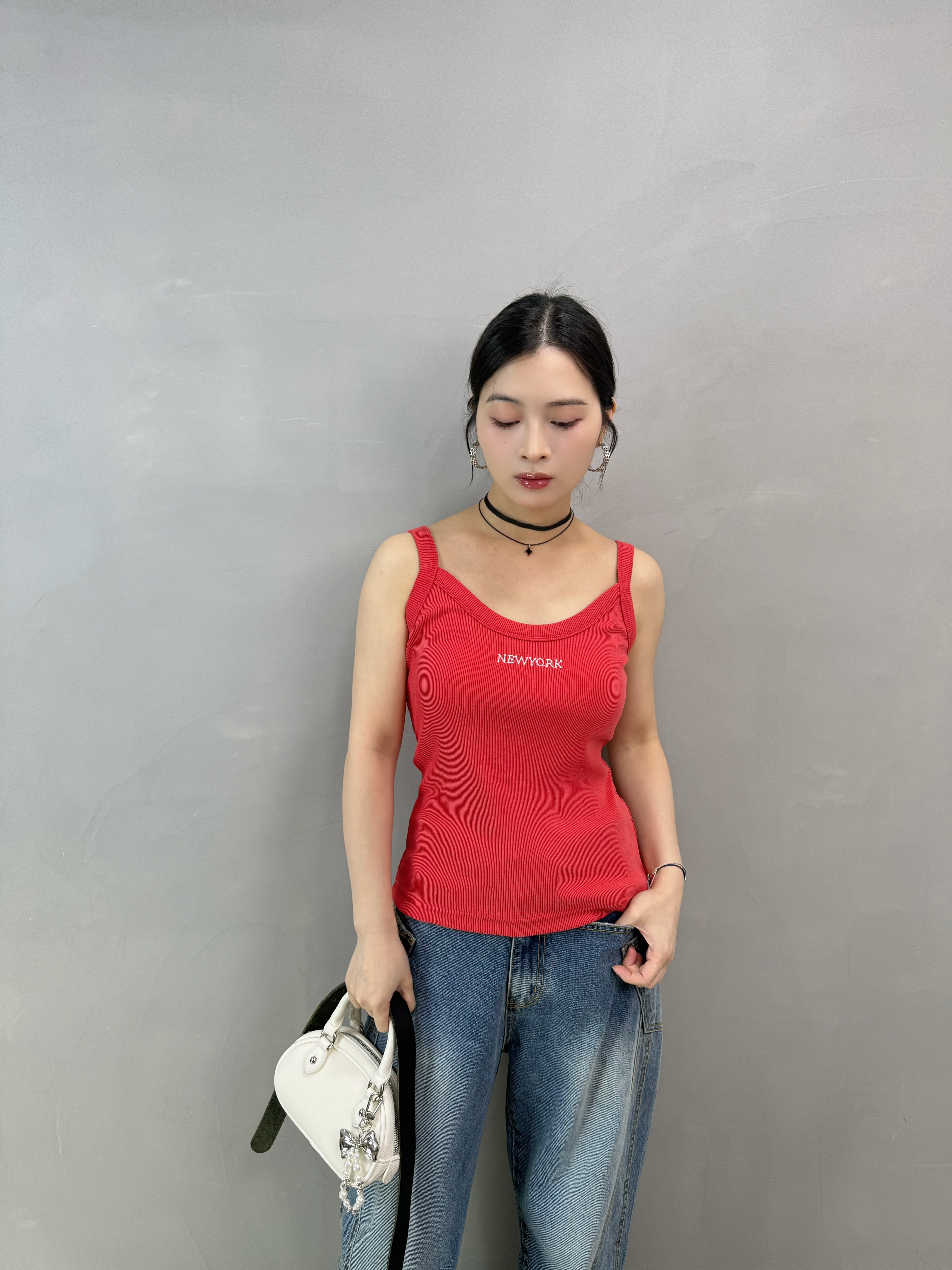 R72 刺繡NY 暗紋吊帶
