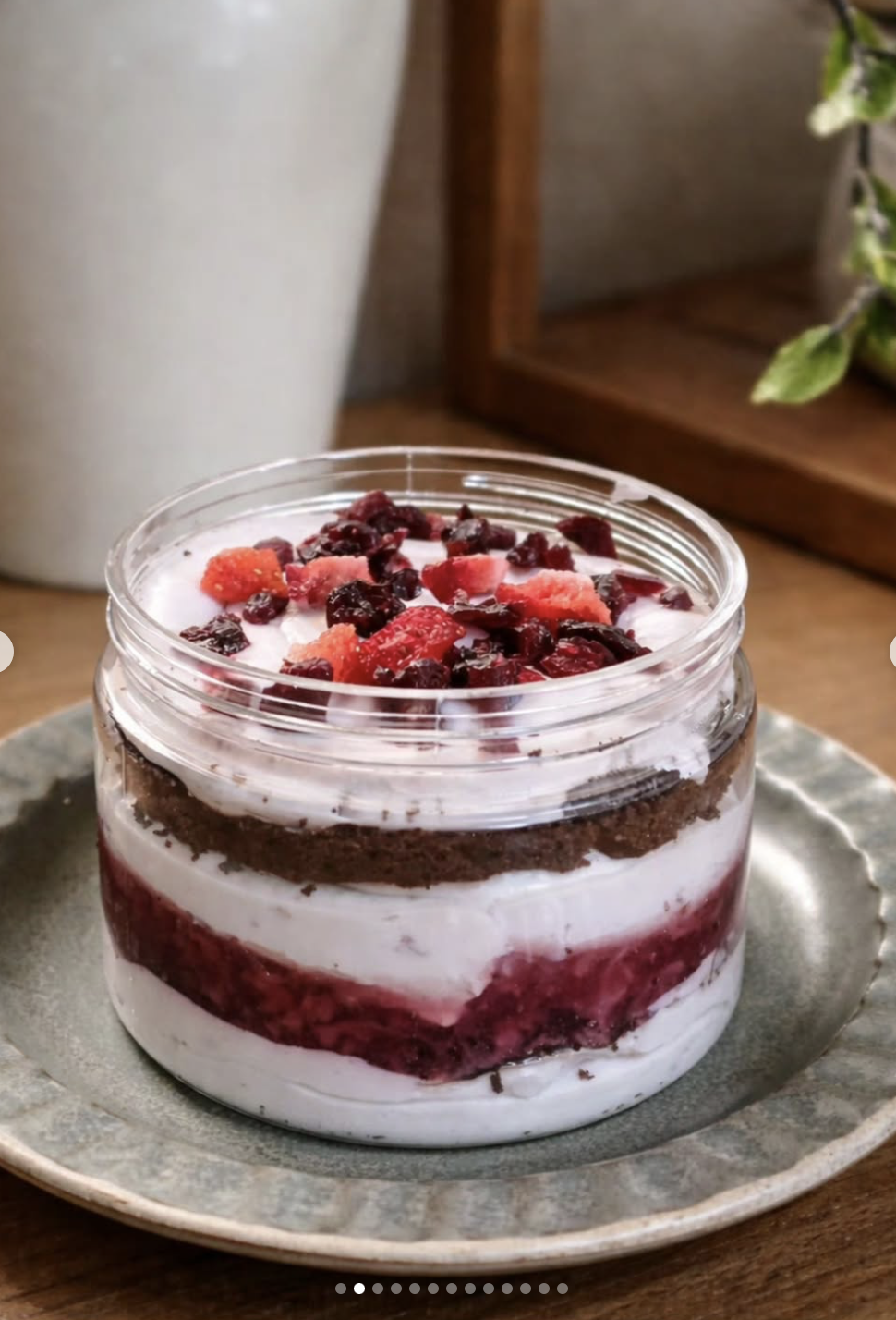 [LL]Midnight Collection Cake can