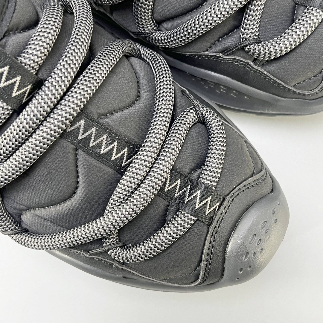 Hoka One One Ora Primo 