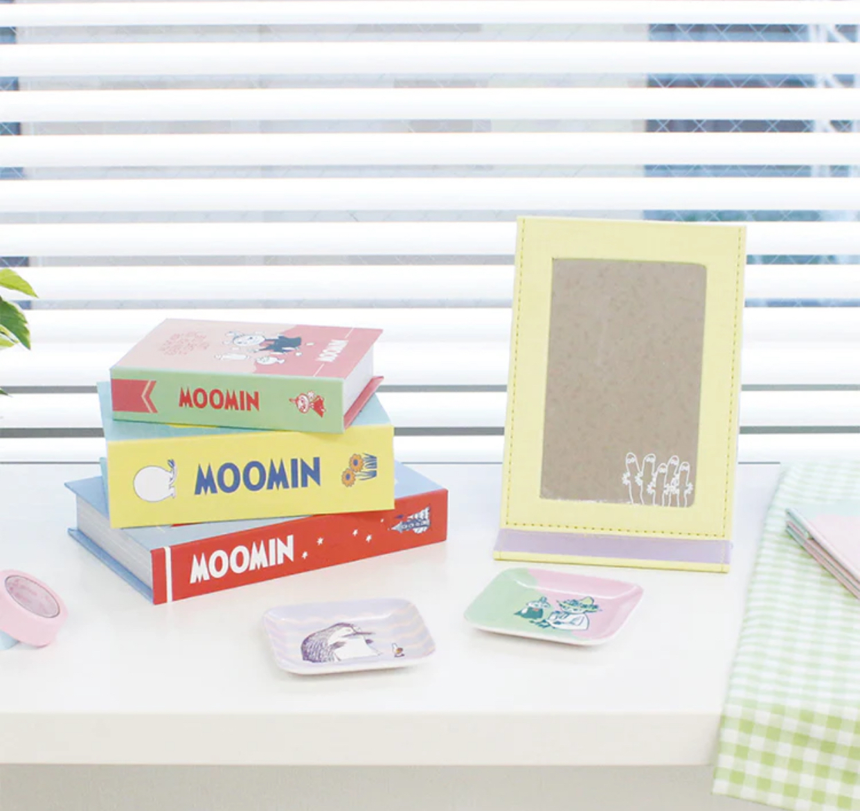 ✈️日本直送🇯🇵預訂🛍日本Moomin 折疊立鏡（姆明/ 阿美）