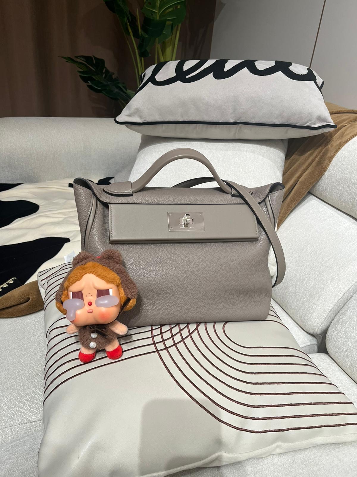 Hermes 2424 29cm Stamp C ASPHALTE/GRIS 100%Authentic, 95%New ✅專門店收據✅Dust bag ✅Box