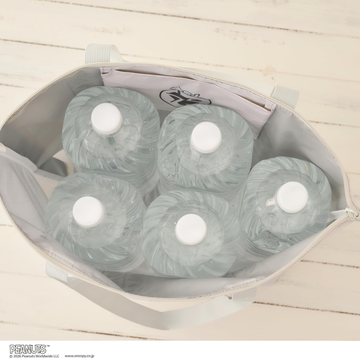 💢預購特價 | 6月初寄出💢 🔥🔥【日本直送《PEANUTS誕生75周年紀念設計》史努比折疊式超大保冷袋】