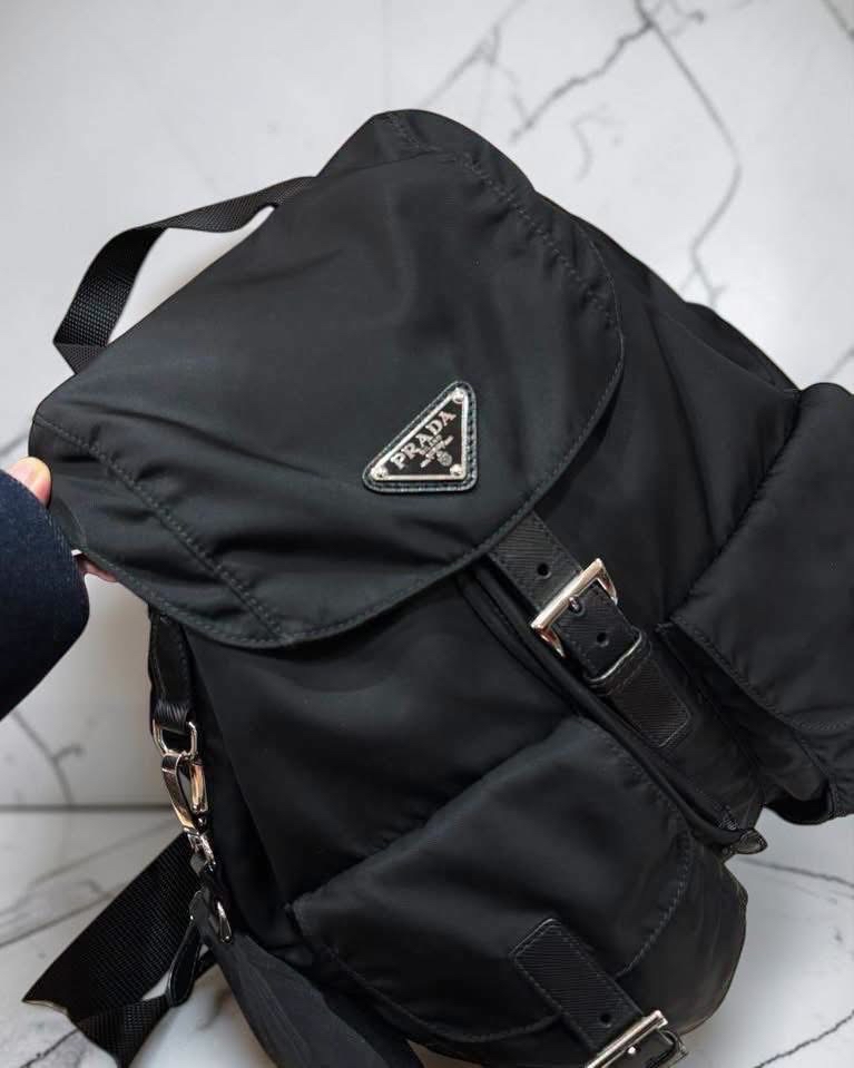 Prada re-nylon backpack  100%Authentic, 98%new  ✅pouch ✅nfc ✅dust bag  
