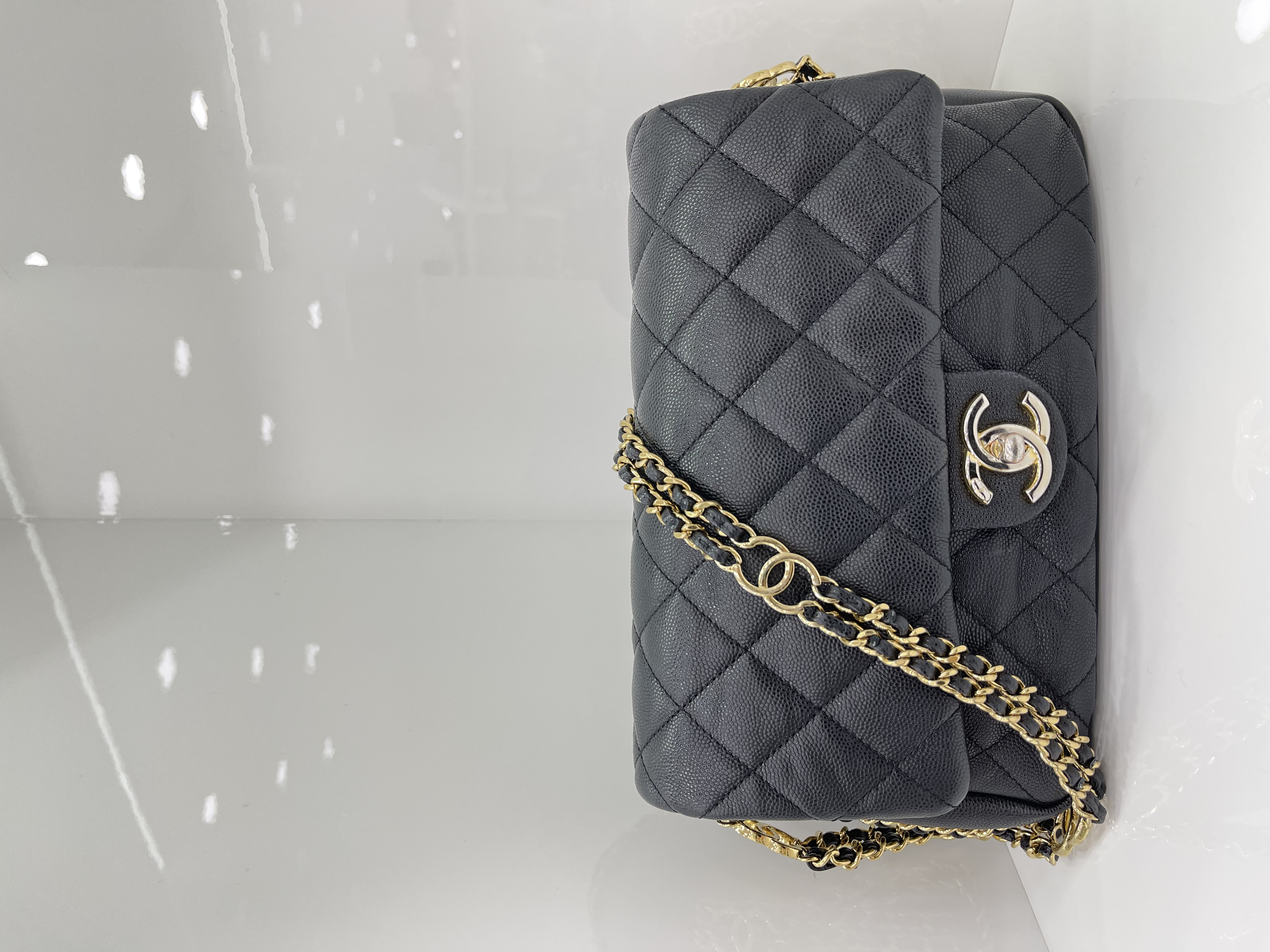 Pre-owned Chanel 23C Flag Bag