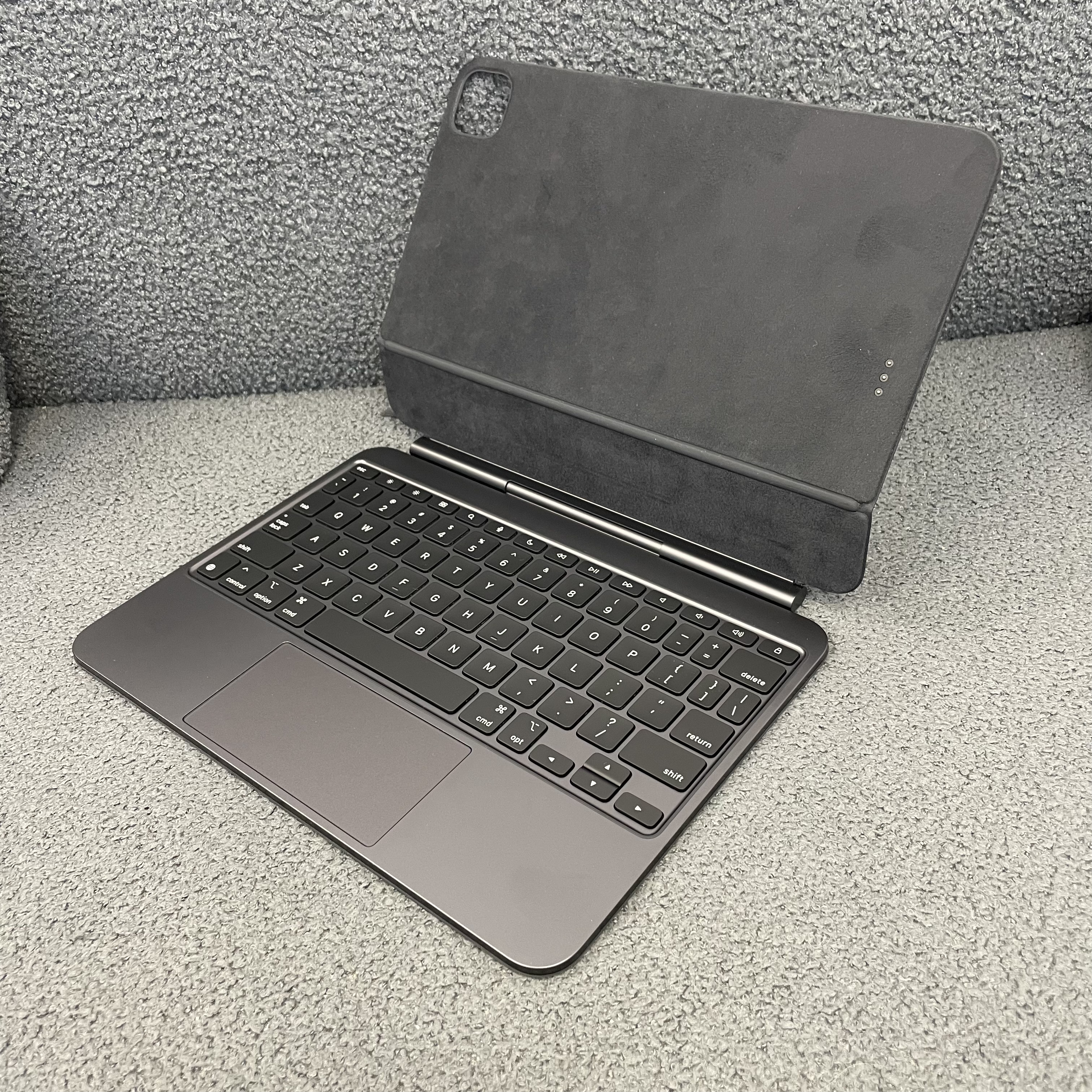 *6302 Magic Keyboard 11吋 for iPad Pro M4 黑色 black